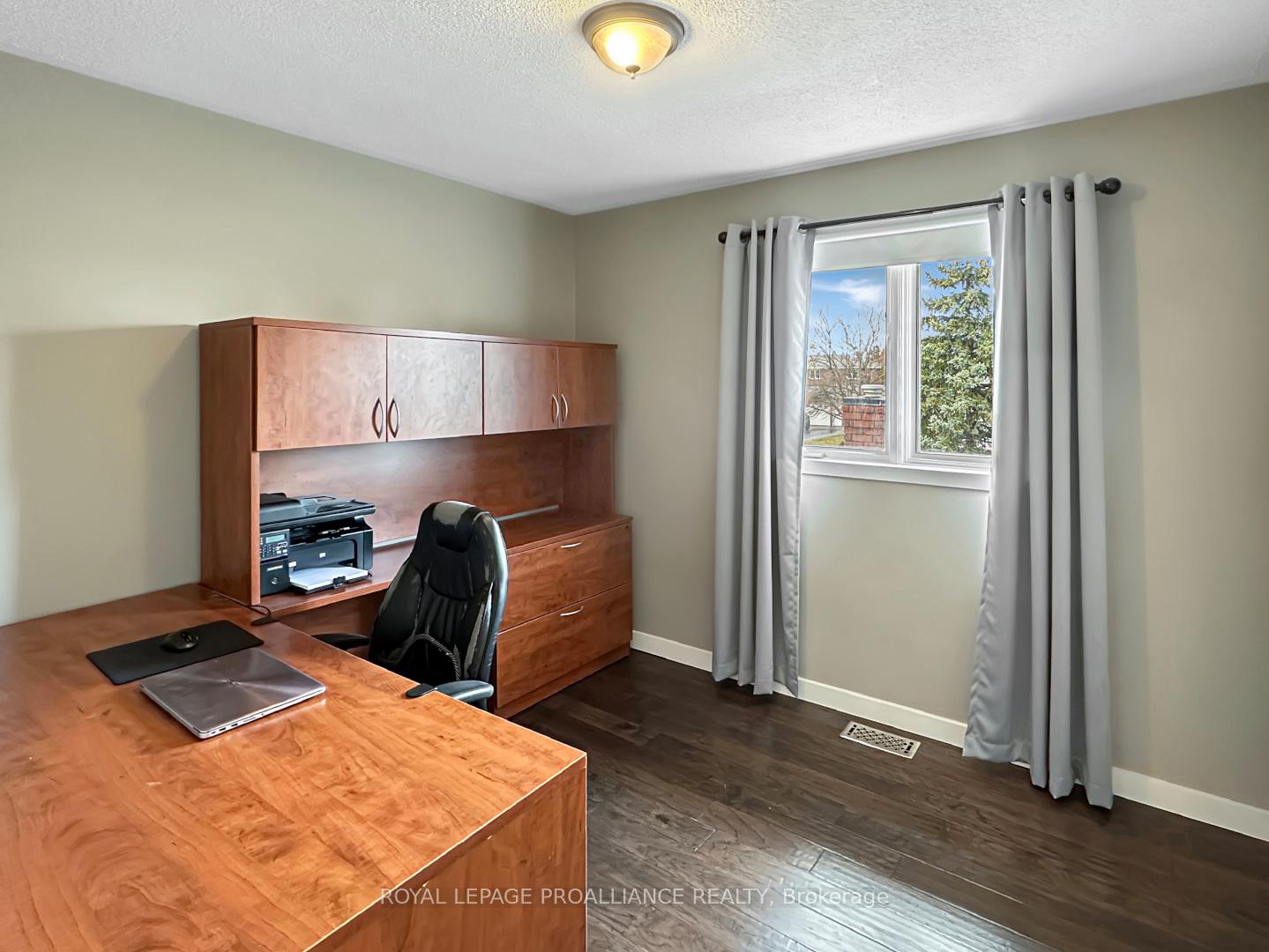 Photo 33 of 2 Thompson Court, Belleville, Belleville Ward — HOMEH