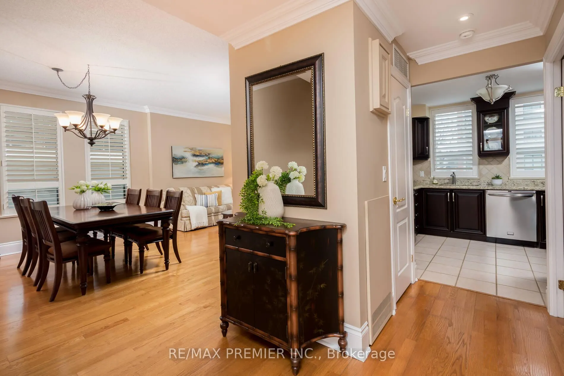 Photo 7 of Unit 219, 53 Woodbridge Avenue, Vaughan, West Woodbridge — HOMEH