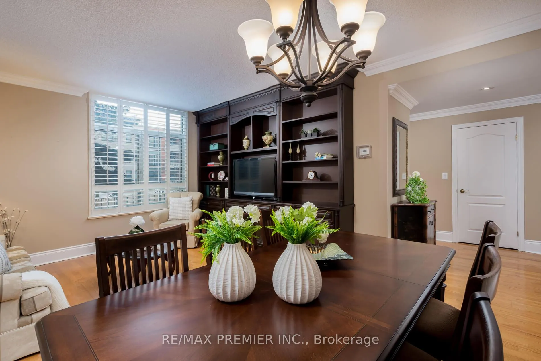 Photo 10 of Unit 219, 53 Woodbridge Avenue, Vaughan, West Woodbridge — HOMEH