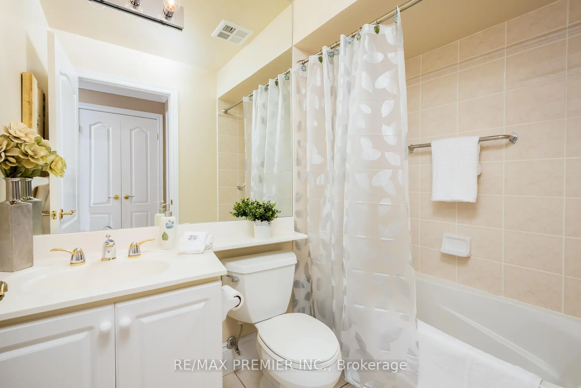 Photo 25 of Unit 219, 53 Woodbridge Avenue, Vaughan, West Woodbridge — HOMEH