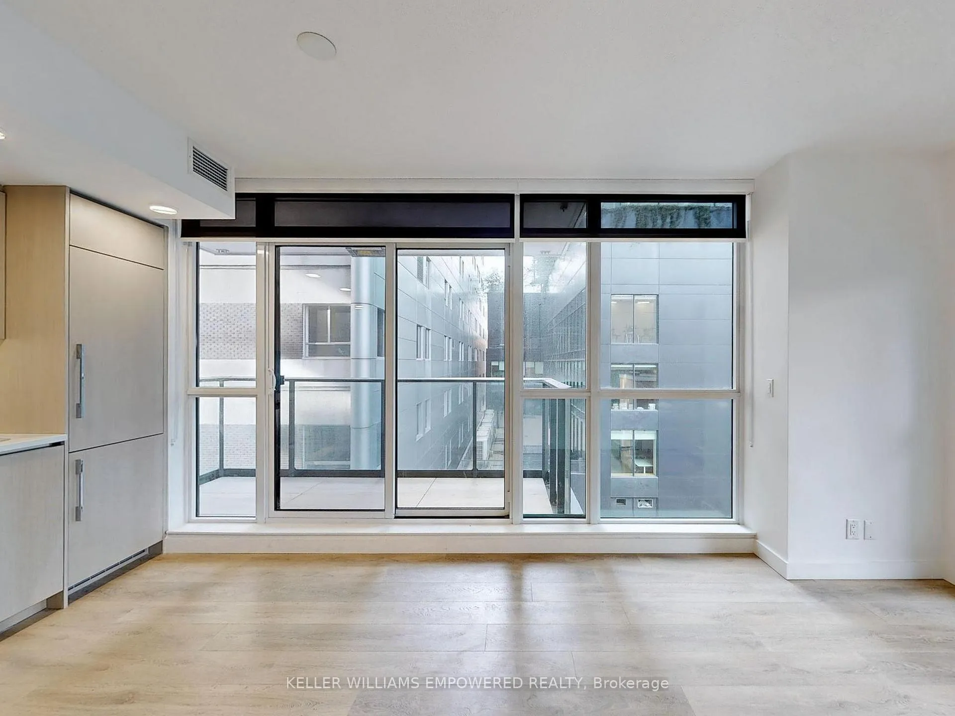 Photo 9 of Unit 511, 38 Widmer Street, Toronto, Waterfront Communities — HOMEH