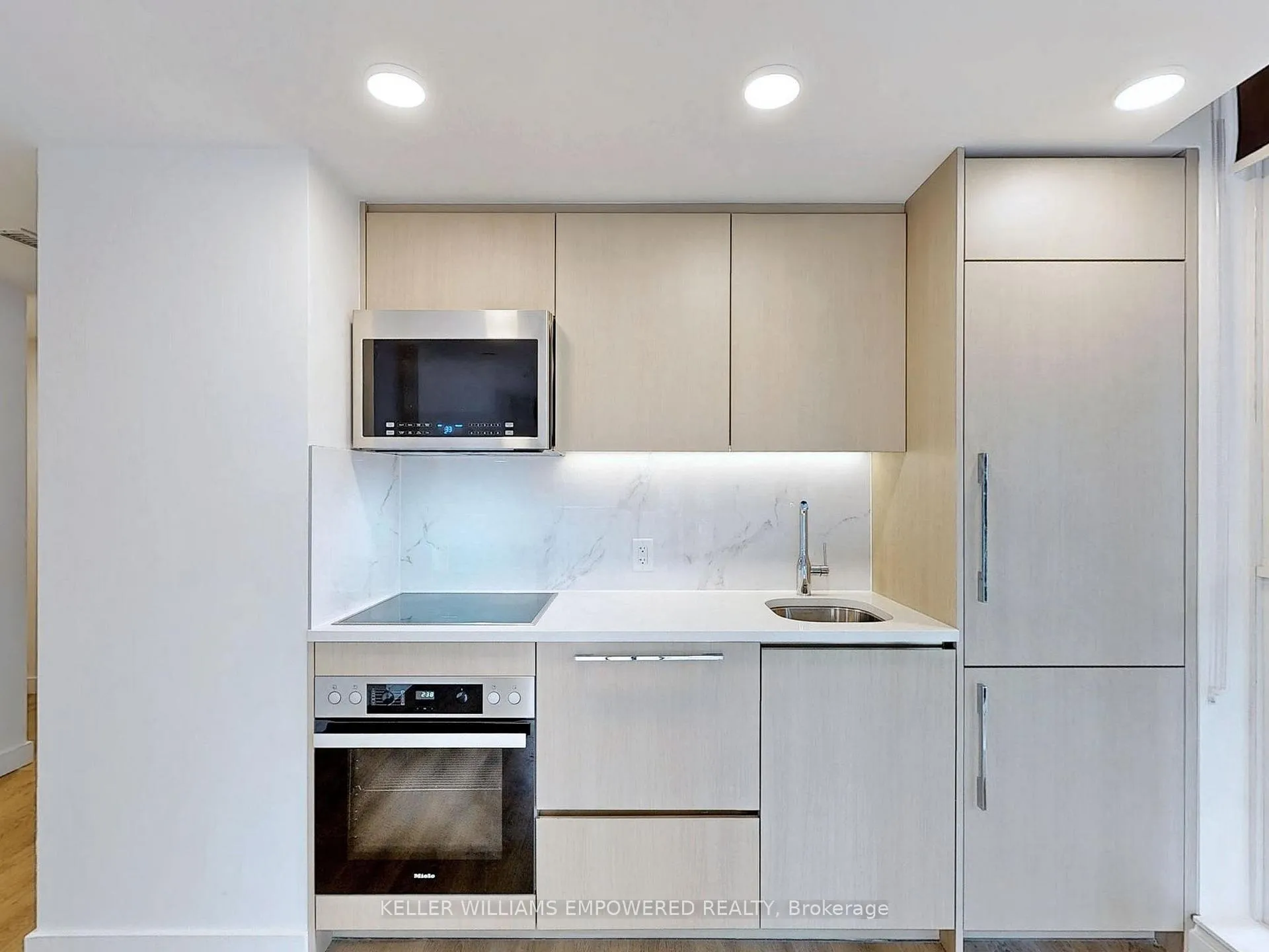 Photo 12 of Unit 511, 38 Widmer Street, Toronto, Waterfront Communities — HOMEH