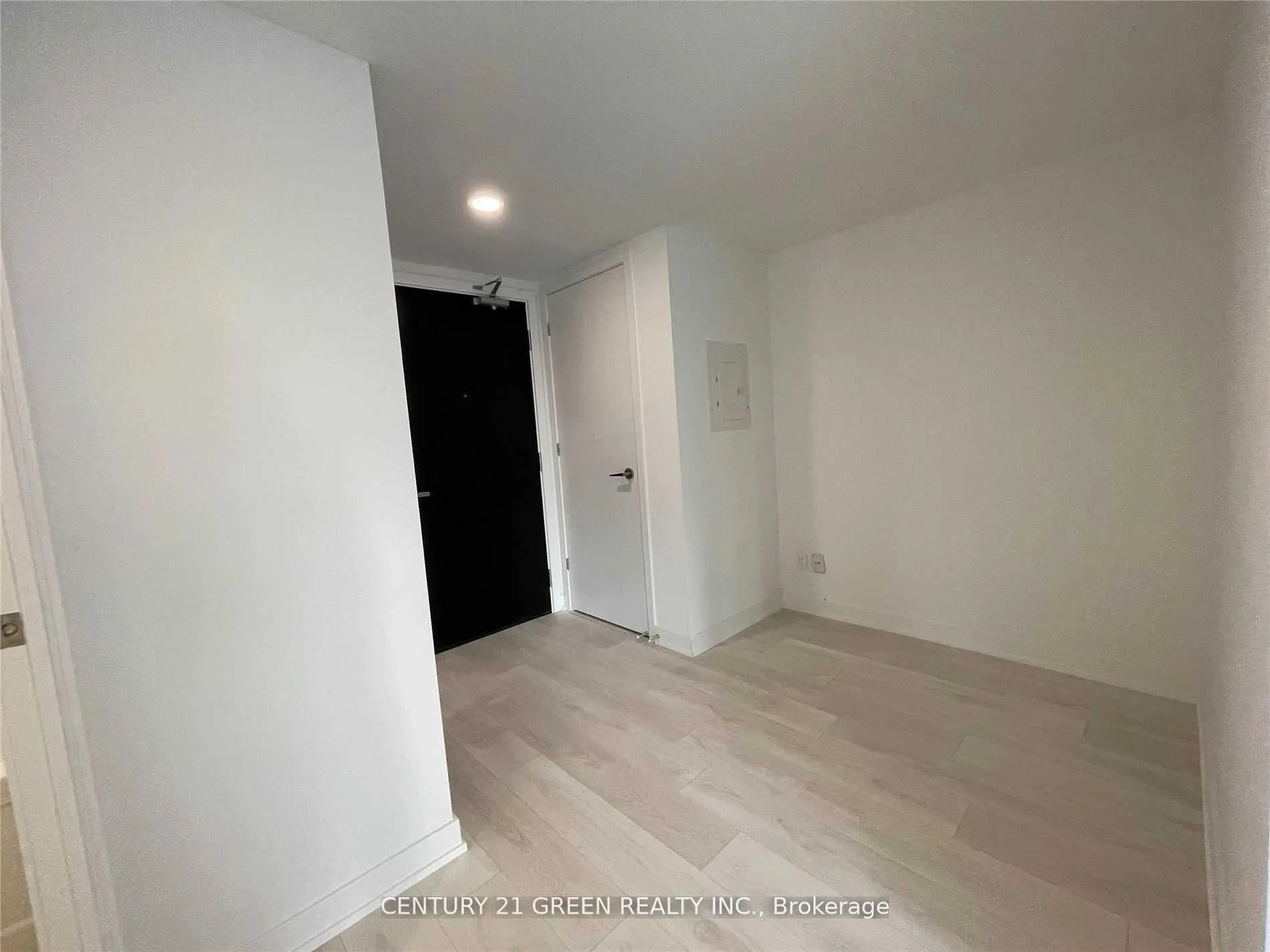 Photo 6 of Unit 1102, 501 Yonge Street, Toronto, Church-Yonge Corridor — HOMEH