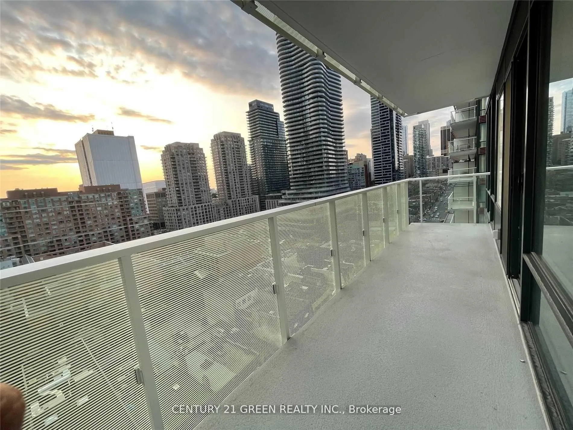 Photo 9 of Unit 1102, 501 Yonge Street, Toronto, Church-Yonge Corridor — HOMEH