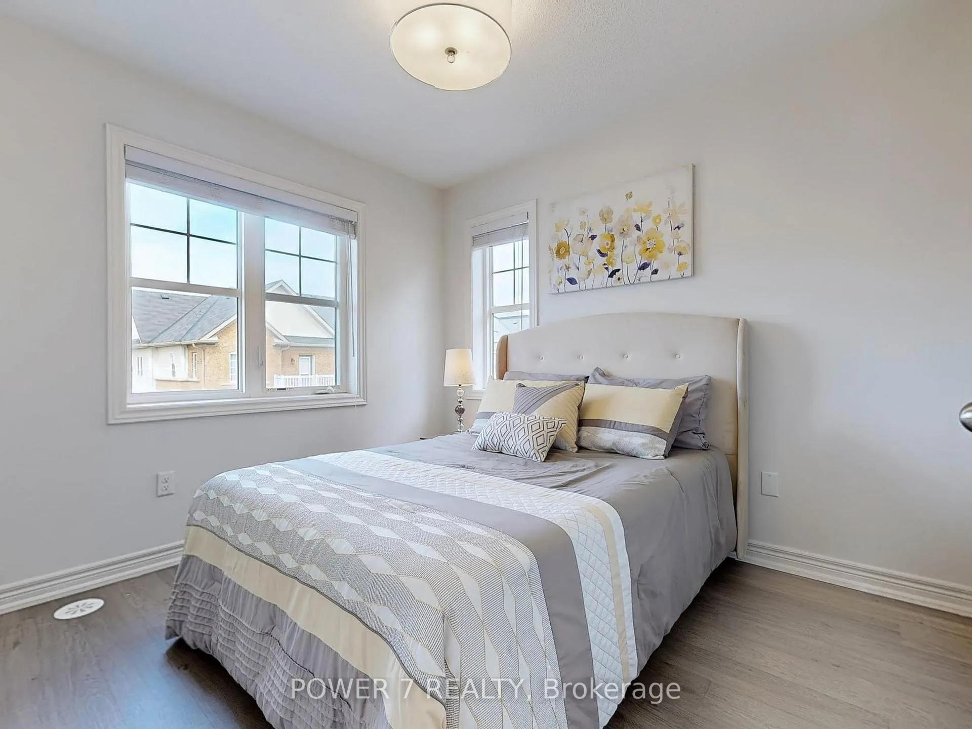 Photo 29 of 19 Spiv Grove Way, Markham, Greensborough — HOMEH