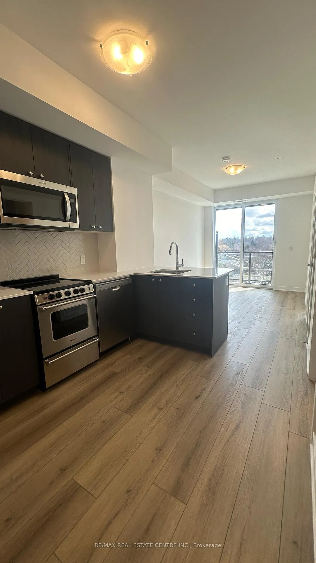 Photo 14 of Unit 512, 312 Erb Street W, Waterloo — HOMEH