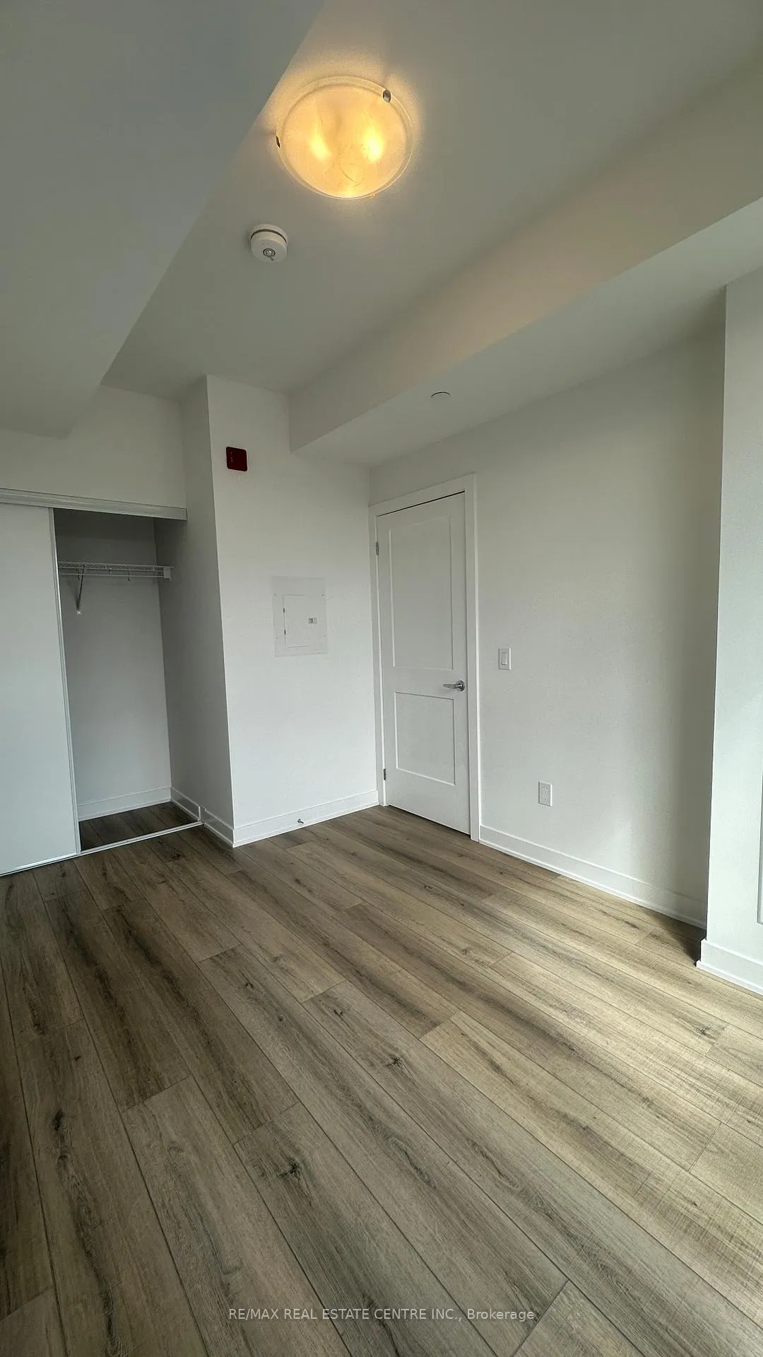 Photo 23 of Unit 512, 312 Erb Street W, Waterloo — HOMEH