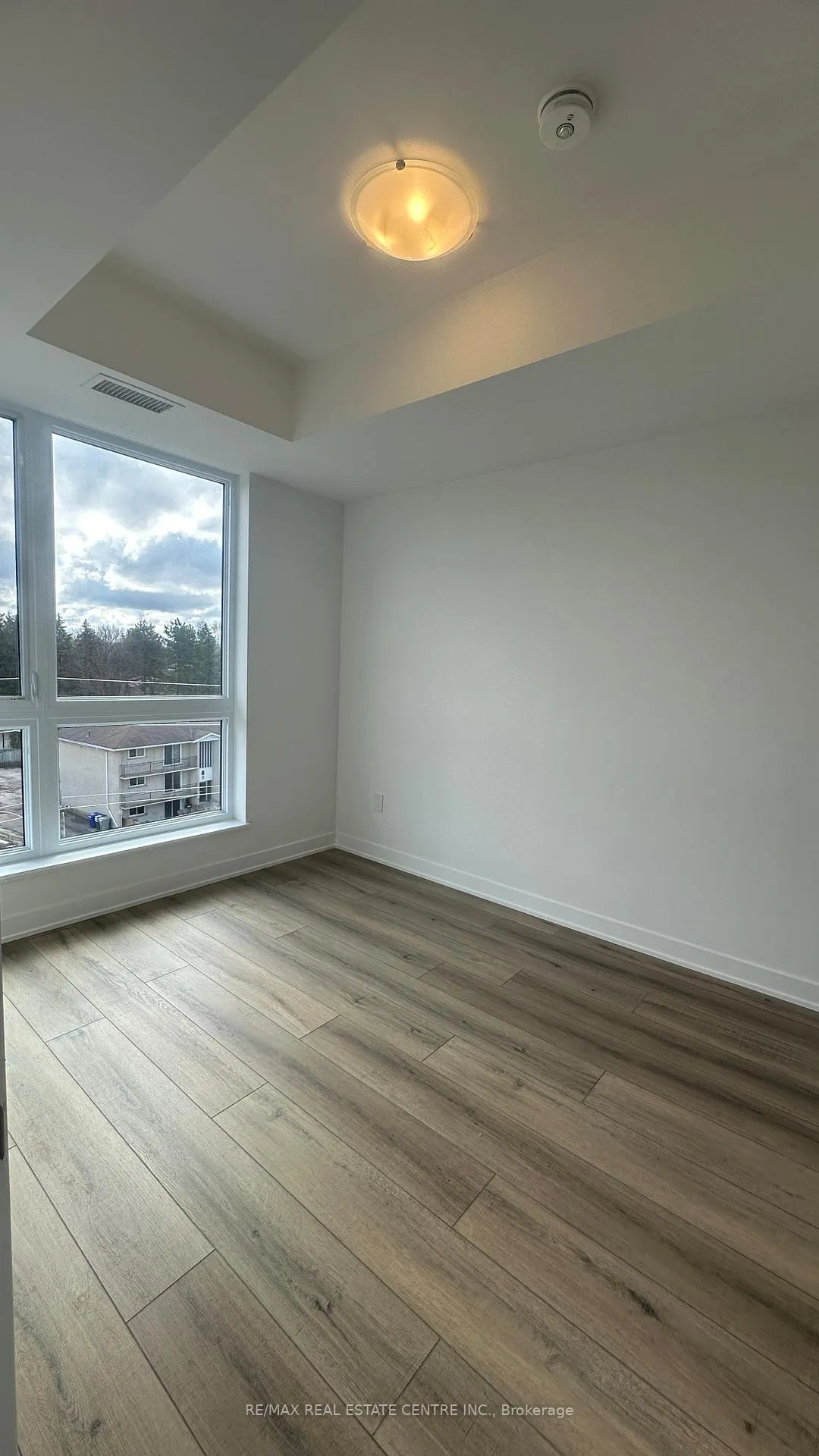 Photo 24 of Unit 512, 312 Erb Street W, Waterloo — HOMEH