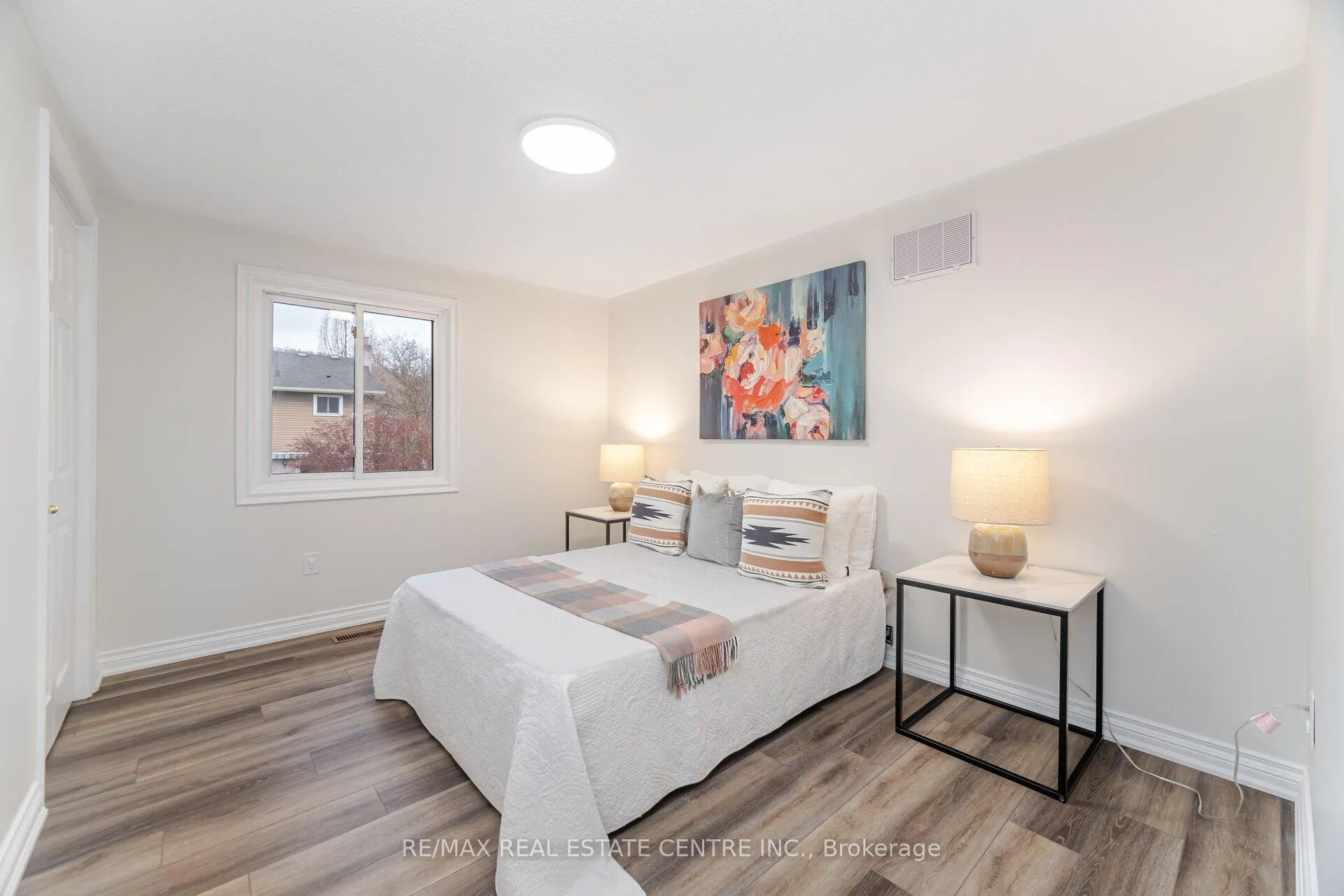 Photo 23 of 257 York Road, Hamilton, Dundas — HOMEH