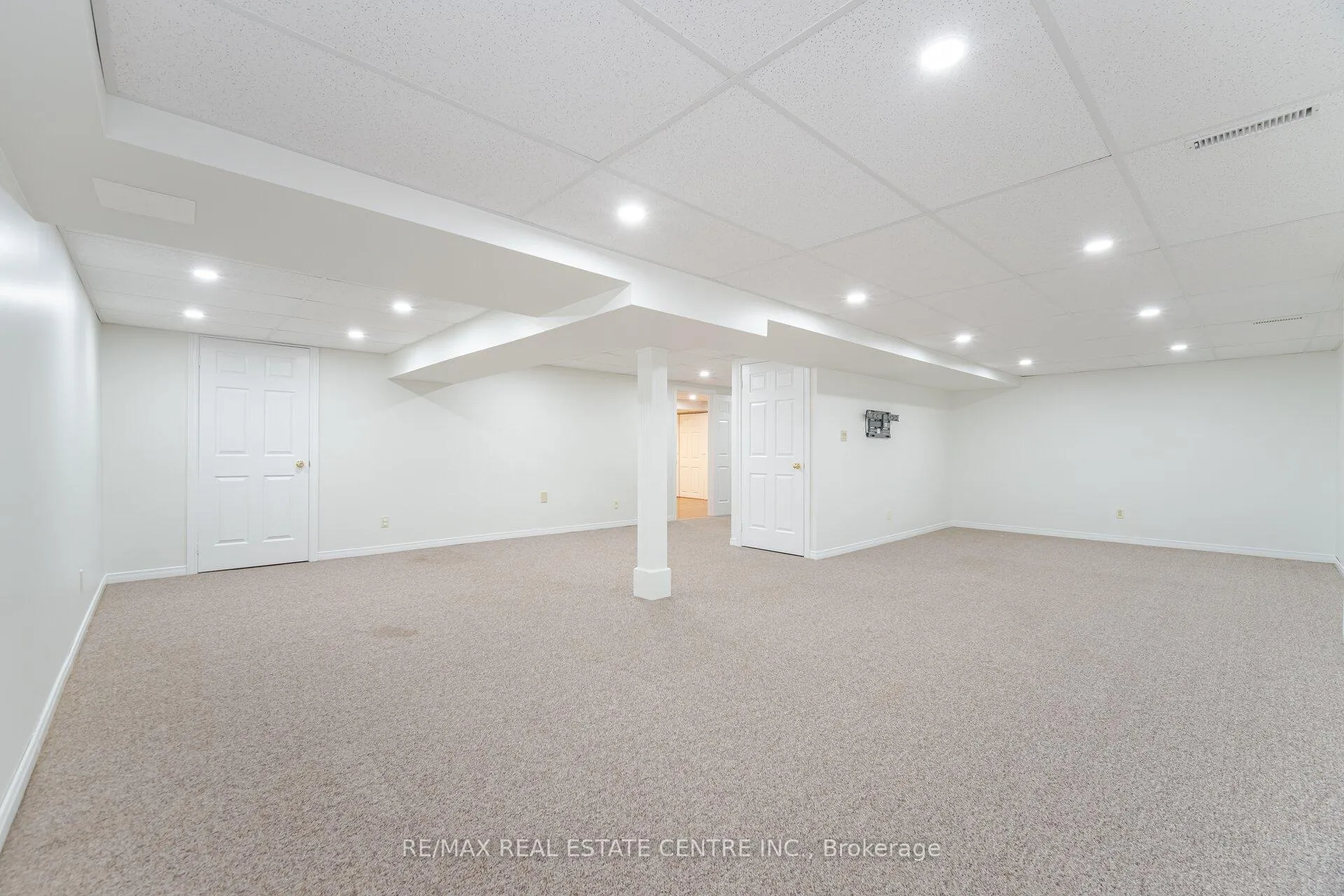 Photo 29 of 257 York Road, Hamilton, Dundas — HOMEH