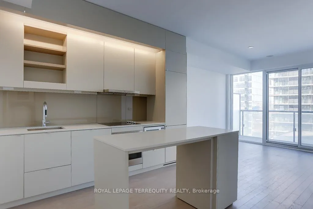 Photo 3 of Unit 1401, 101 Peter Street, Toronto, Waterfront Communities — HOMEH