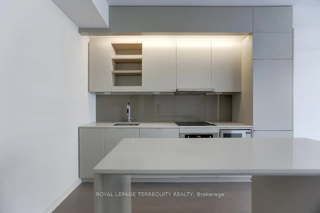 Photo 4 of Unit 1401, 101 Peter Street, Toronto, Waterfront Communities — HOMEH