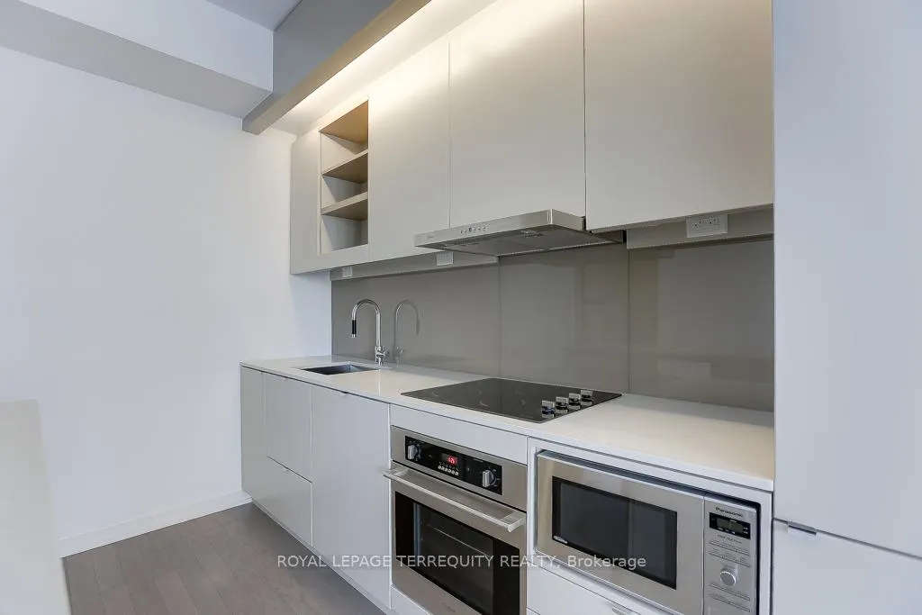 Photo 6 of Unit 1401, 101 Peter Street, Toronto, Waterfront Communities — HOMEH