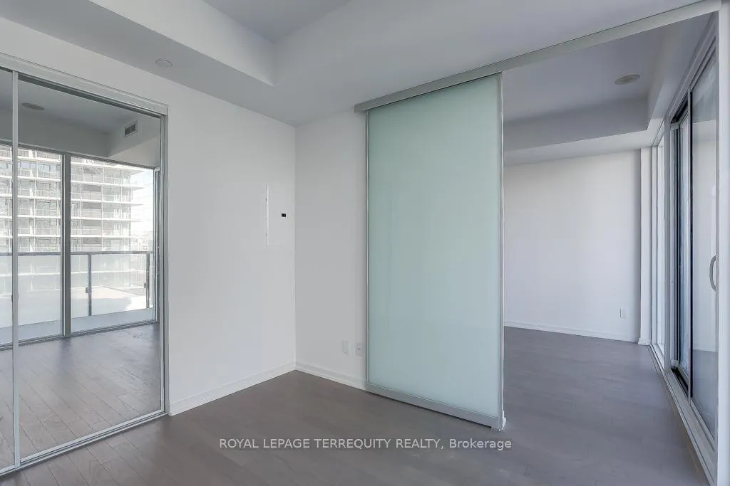 Photo 12 of Unit 1401, 101 Peter Street, Toronto, Waterfront Communities — HOMEH