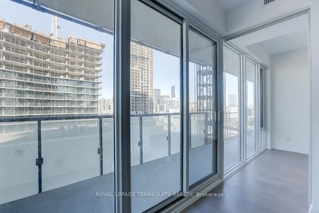 Photo 13 of Unit 1401, 101 Peter Street, Toronto, Waterfront Communities — HOMEH