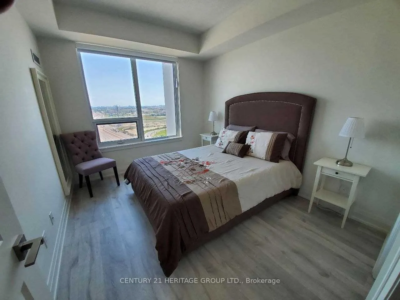 Photo 8 of Unit 1707, 3600 Highway 7 Road, Vaughan, Vaughan Corporate Centre — HOMEH
