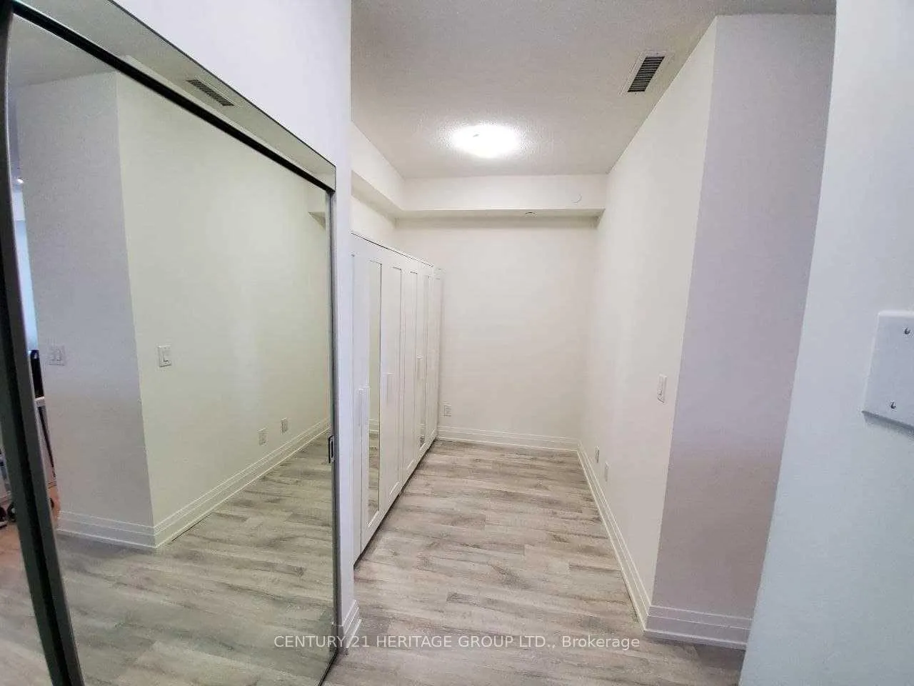 Photo 11 of Unit 1707, 3600 Highway 7 Road, Vaughan, Vaughan Corporate Centre — HOMEH