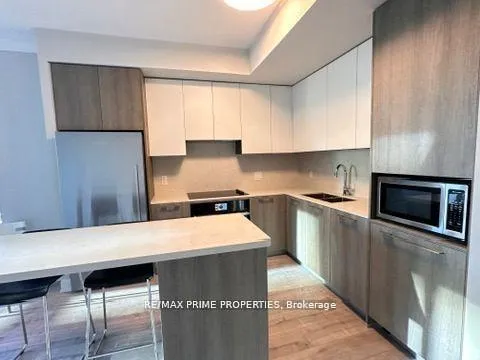 Photo 7 of Unit 203, 18 Water Walk Drive, Markham, Unionville — HOMEH