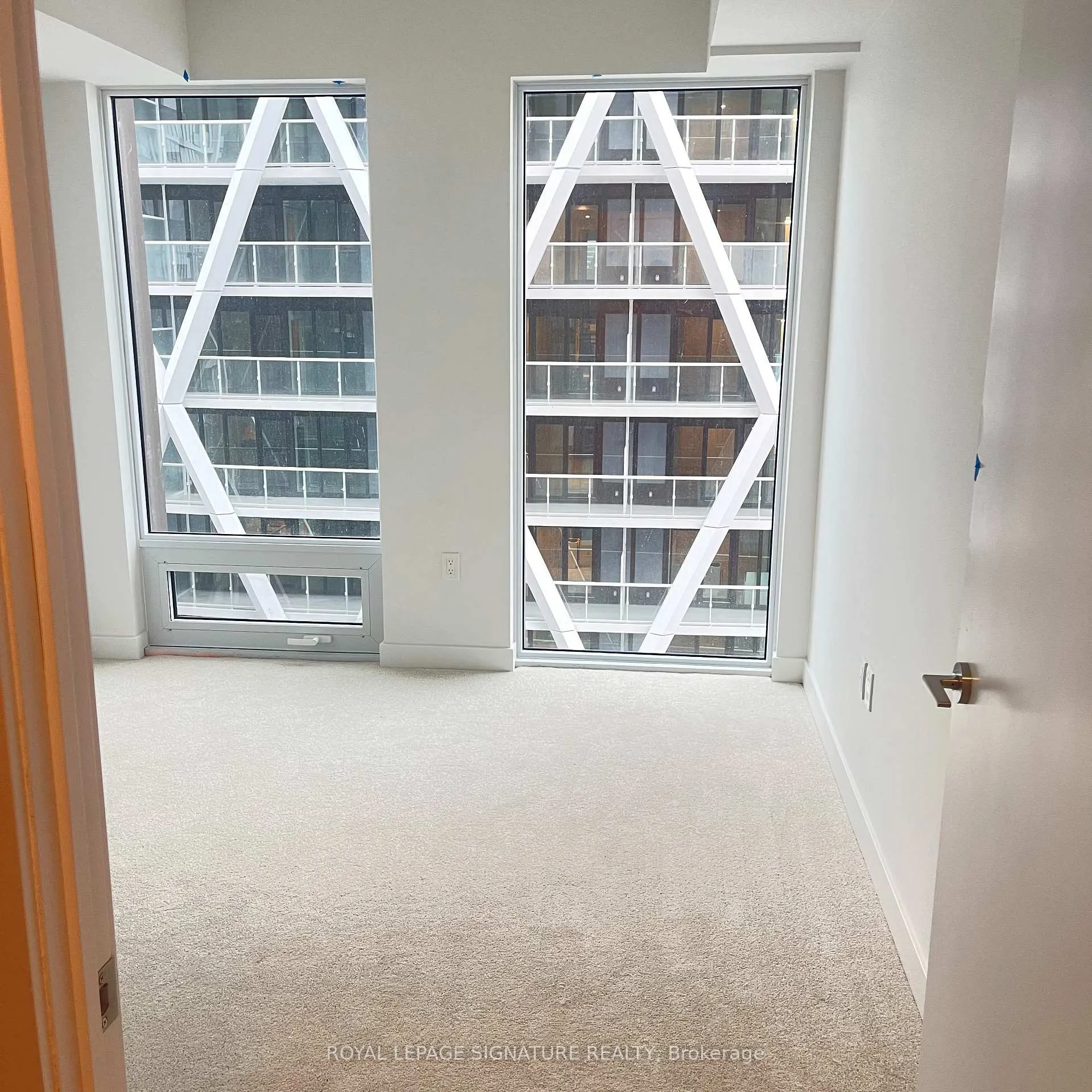 Photo 3 of Unit 3207, 238 Simcoe Street, Toronto, Kensington-Chinatown — HOMEH