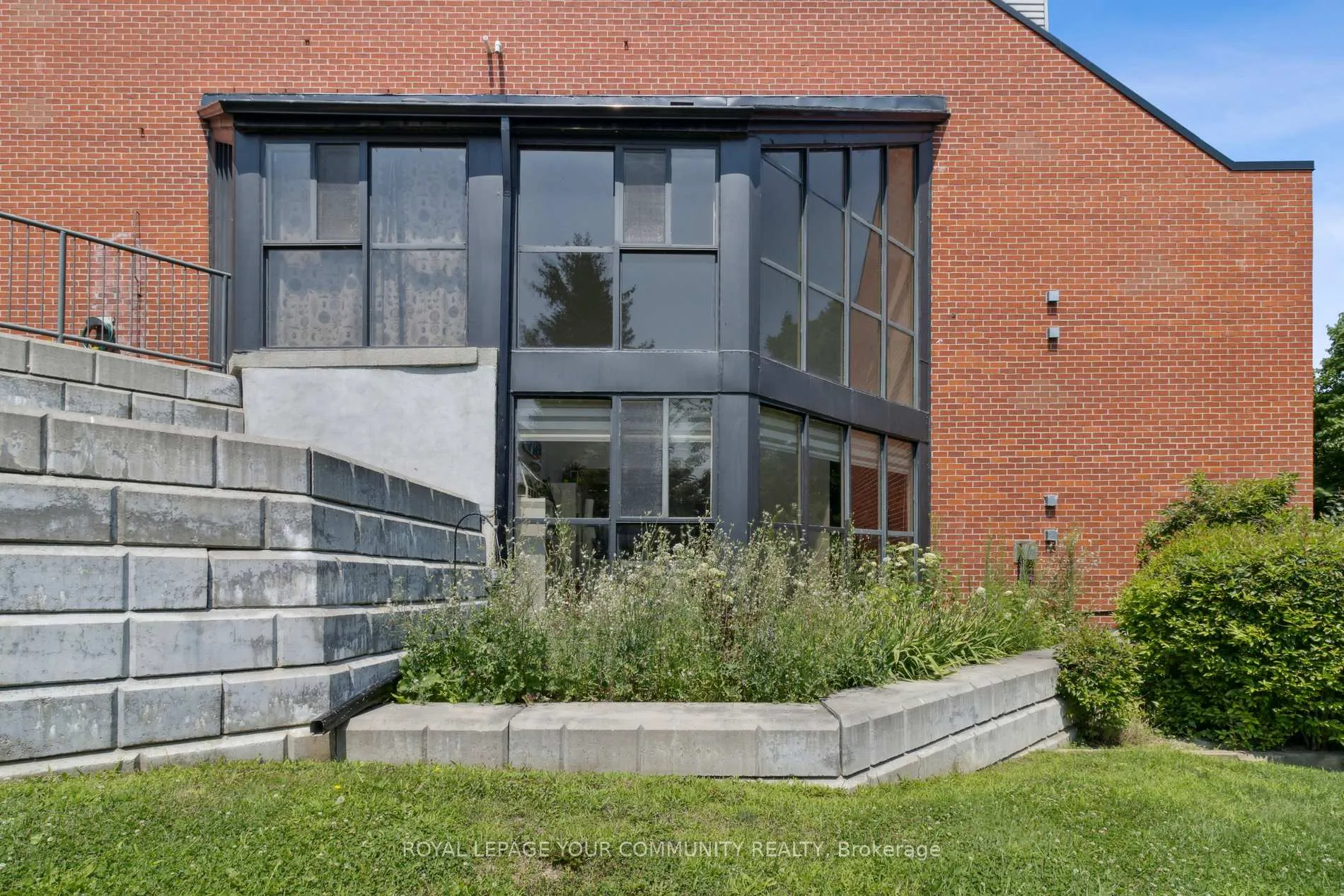 Photo 5 of Unit TH1, 100 Arbors Lane, Vaughan, West Woodbridge — HOMEH
