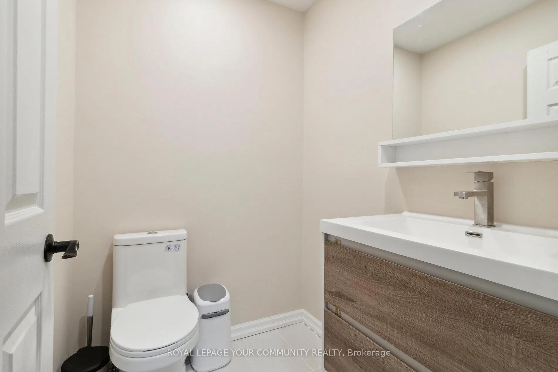Photo 17 of Unit TH1, 100 Arbors Lane, Vaughan, West Woodbridge — HOMEH