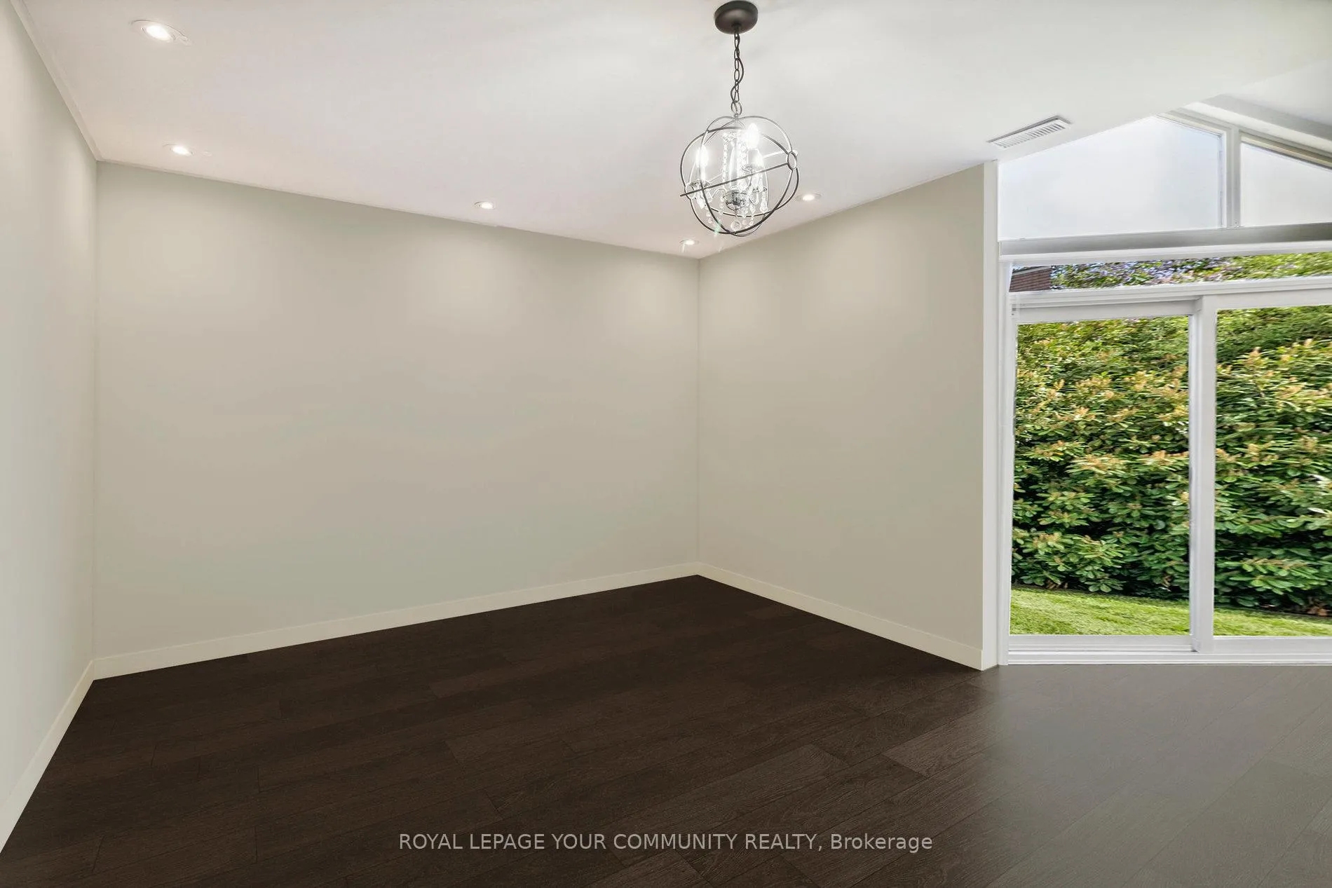 Photo 22 of Unit TH1, 100 Arbors Lane, Vaughan, West Woodbridge — HOMEH