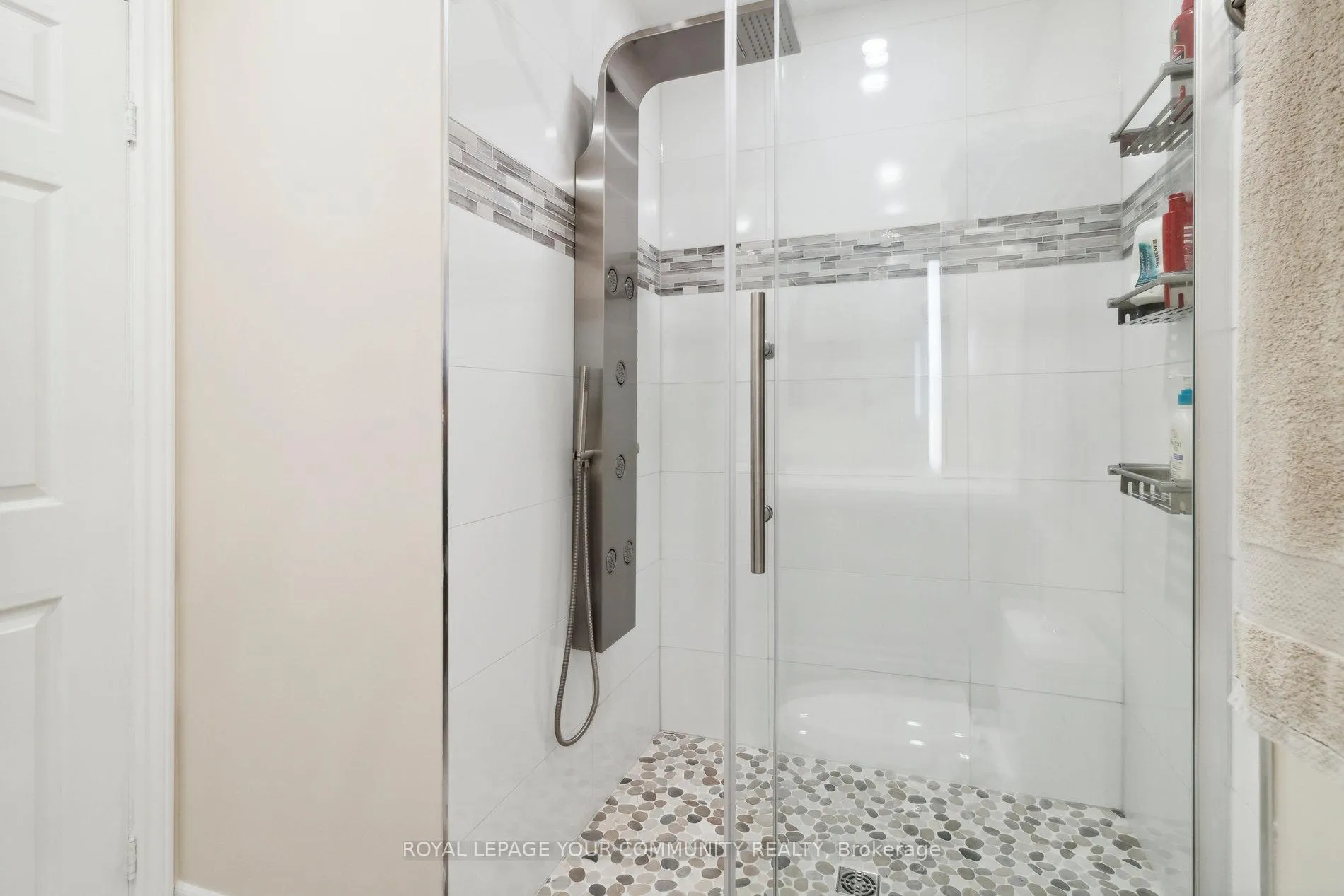 Photo 27 of Unit TH1, 100 Arbors Lane, Vaughan, West Woodbridge — HOMEH