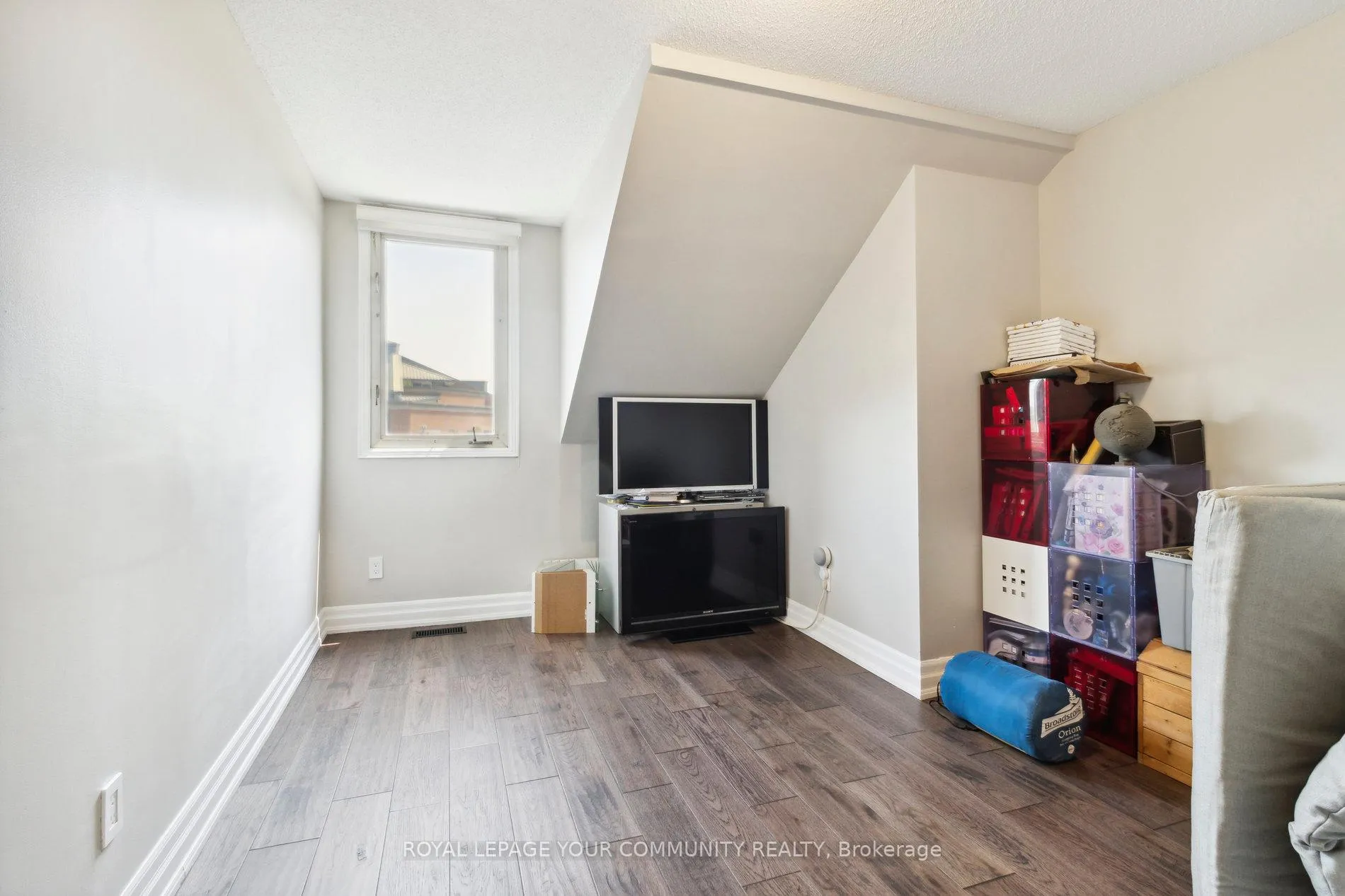 Photo 30 of Unit TH1, 100 Arbors Lane, Vaughan, West Woodbridge — HOMEH