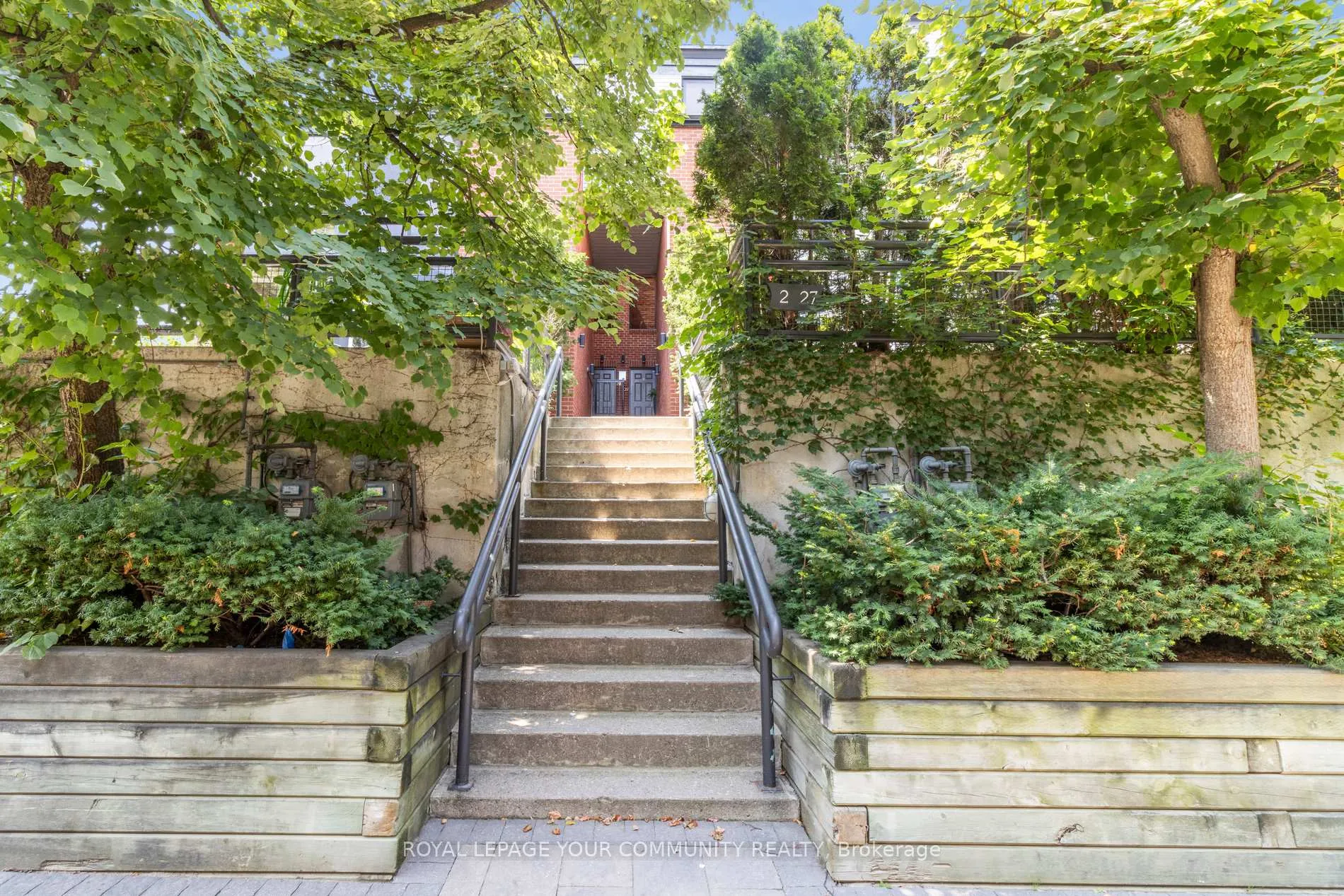 Photo 41 of Unit TH1, 100 Arbors Lane, Vaughan, West Woodbridge — HOMEH