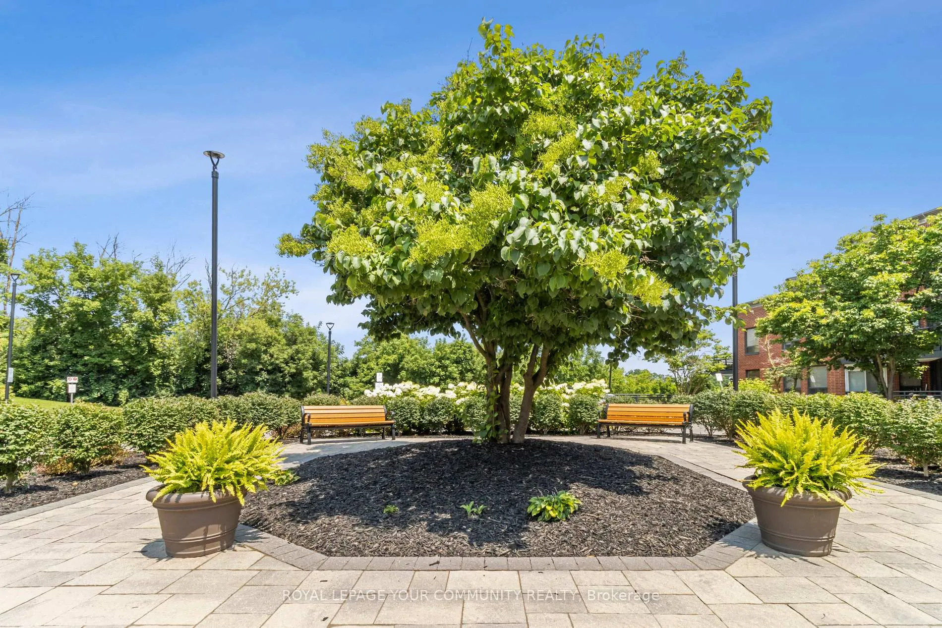 Photo 43 of Unit TH1, 100 Arbors Lane, Vaughan, West Woodbridge — HOMEH