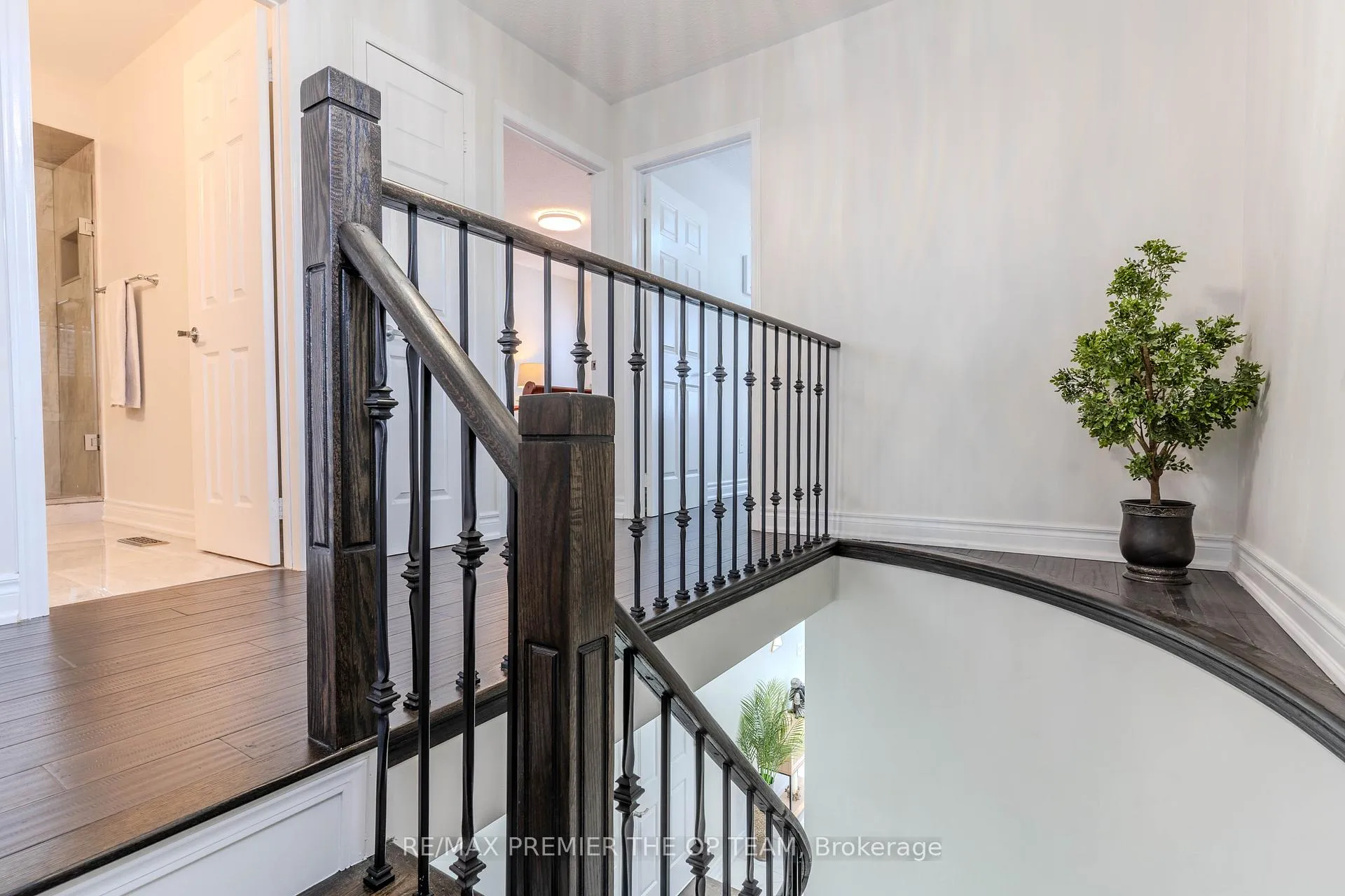 Photo 18 of 7 Kingly Crest Way, Vaughan, Sonoma Heights — HOMEH