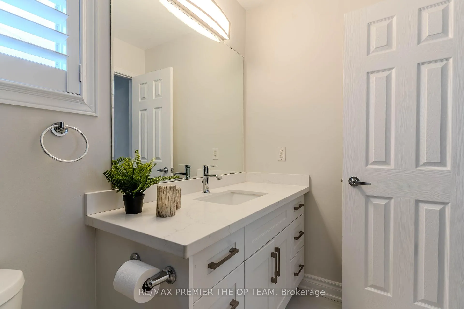 Photo 24 of 7 Kingly Crest Way, Vaughan, Sonoma Heights — HOMEH