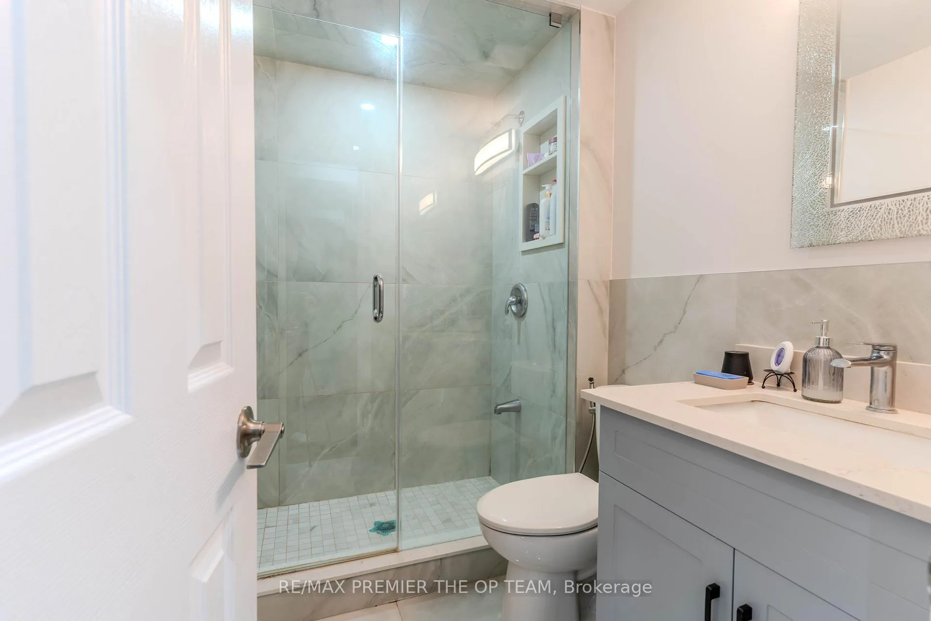 Photo 38 of 7 Kingly Crest Way, Vaughan, Sonoma Heights — HOMEH
