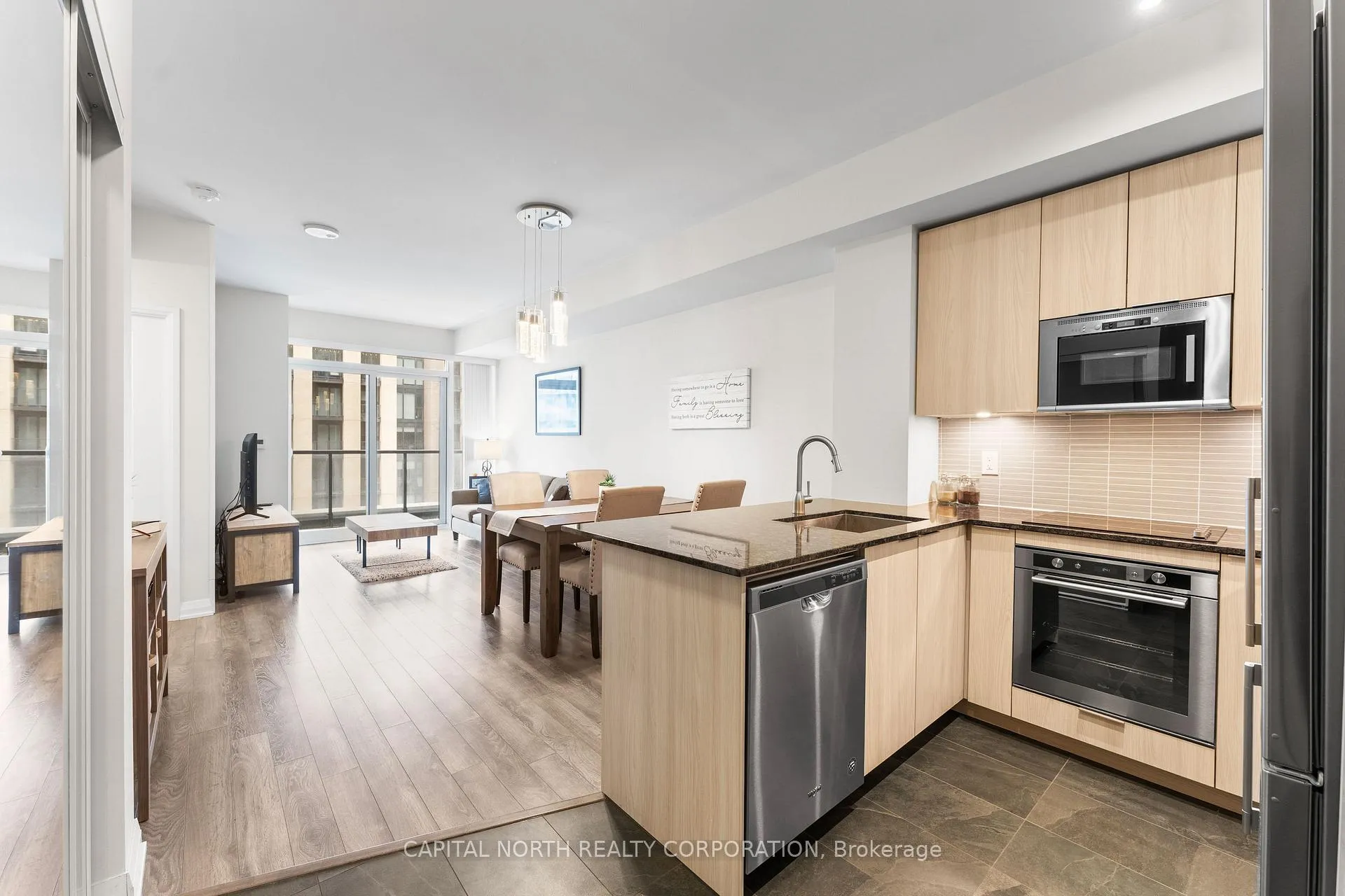 Photo 7 of Unit 634, 99 Eagle Rock Way N, Vaughan, Maple — HOMEH