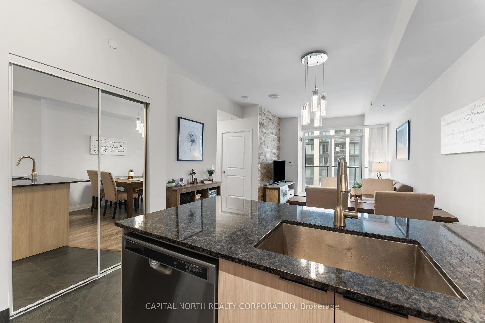 Photo 10 of Unit 634, 99 Eagle Rock Way N, Vaughan, Maple — HOMEH