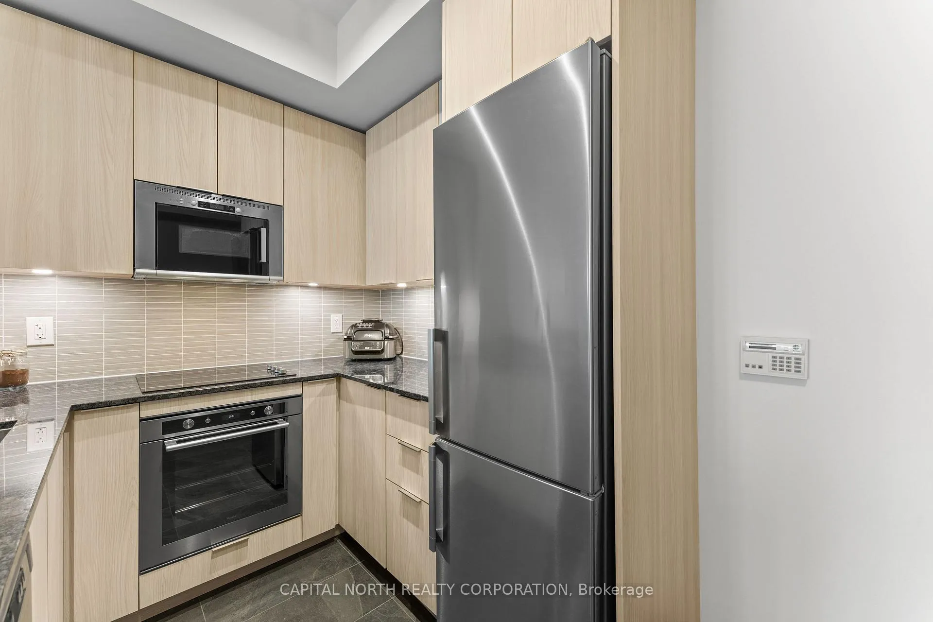 Photo 13 of Unit 634, 99 Eagle Rock Way N, Vaughan, Maple — HOMEH