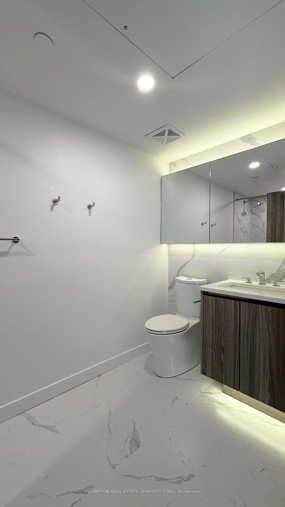 Front of Unit 3111, 1 Concord Cityplace Way
