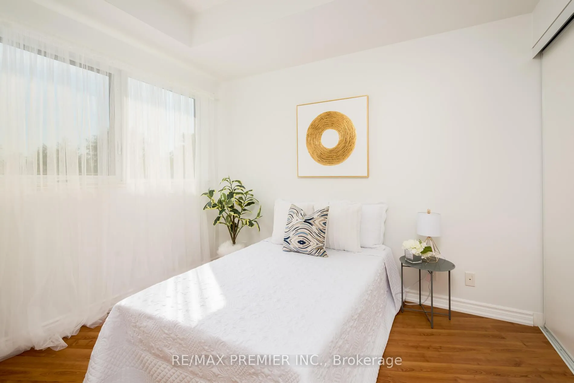 Photo 21 of Unit 309, 9225 Jane Street, Vaughan, Maple — HOMEH