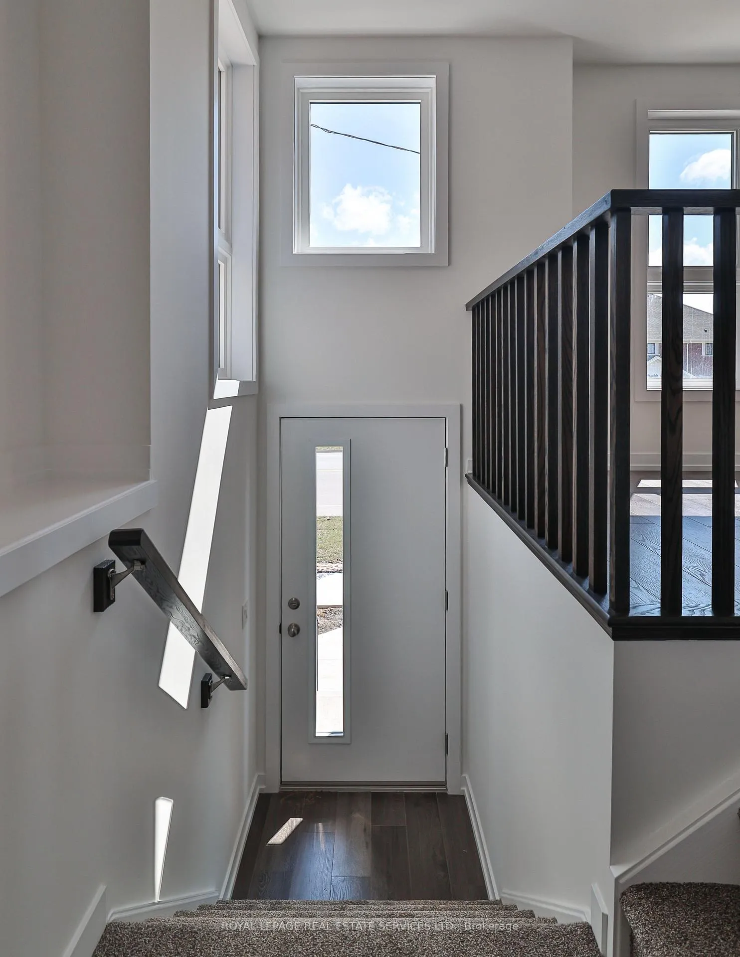 Photo 6 of Unit 14, 211 Burke Street, Hamilton, Waterdown — HOMEH