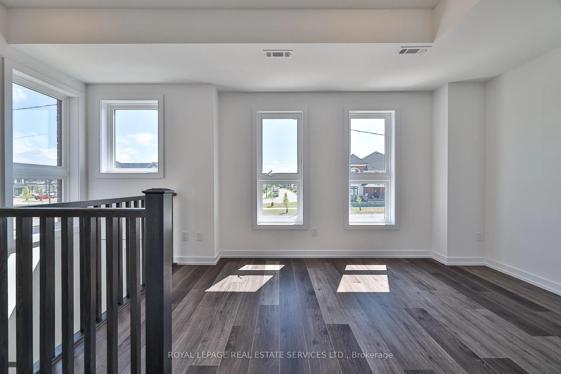 Photo 8 of Unit 14, 211 Burke Street, Hamilton, Waterdown — HOMEH