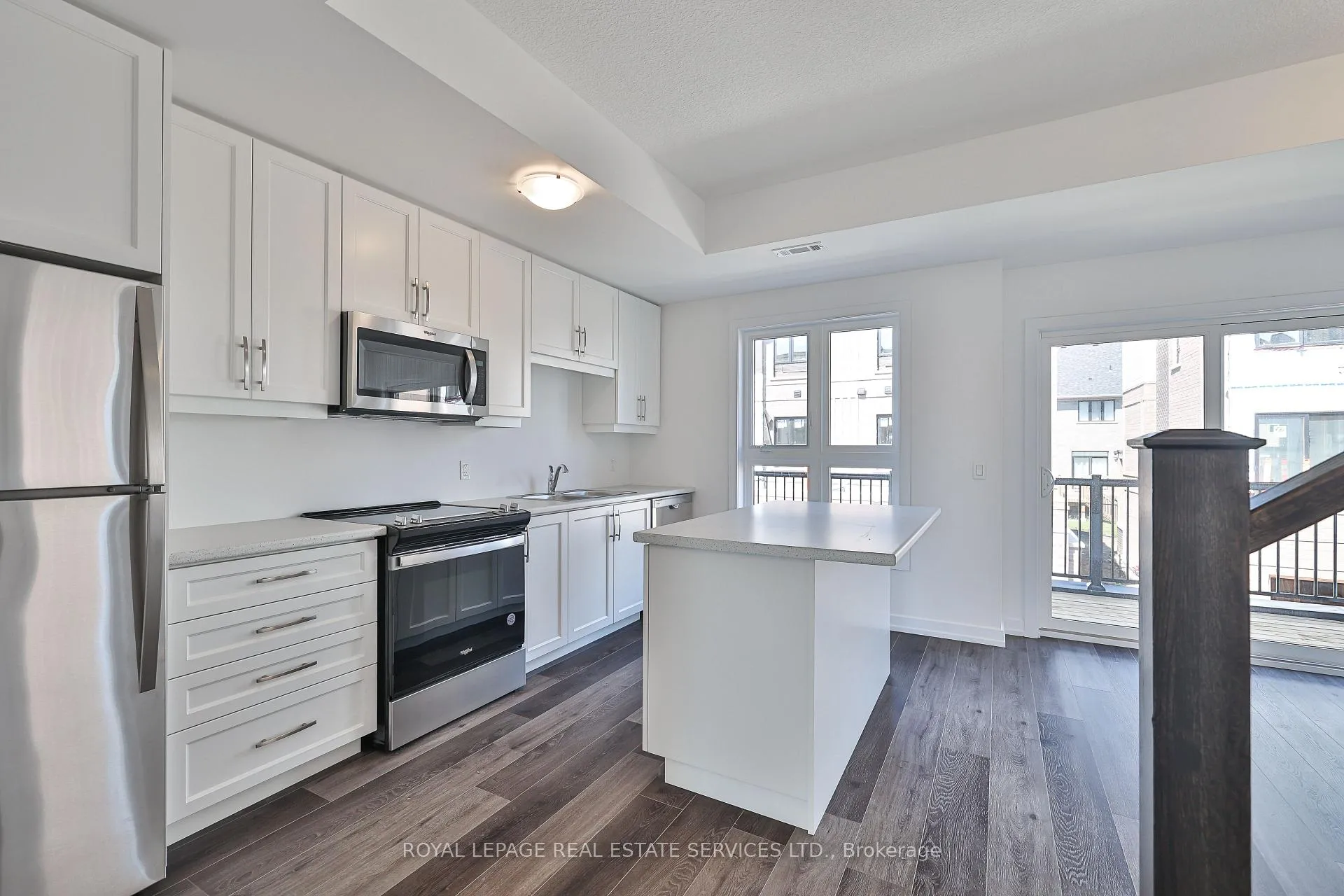 Photo 14 of Unit 14, 211 Burke Street, Hamilton, Waterdown — HOMEH