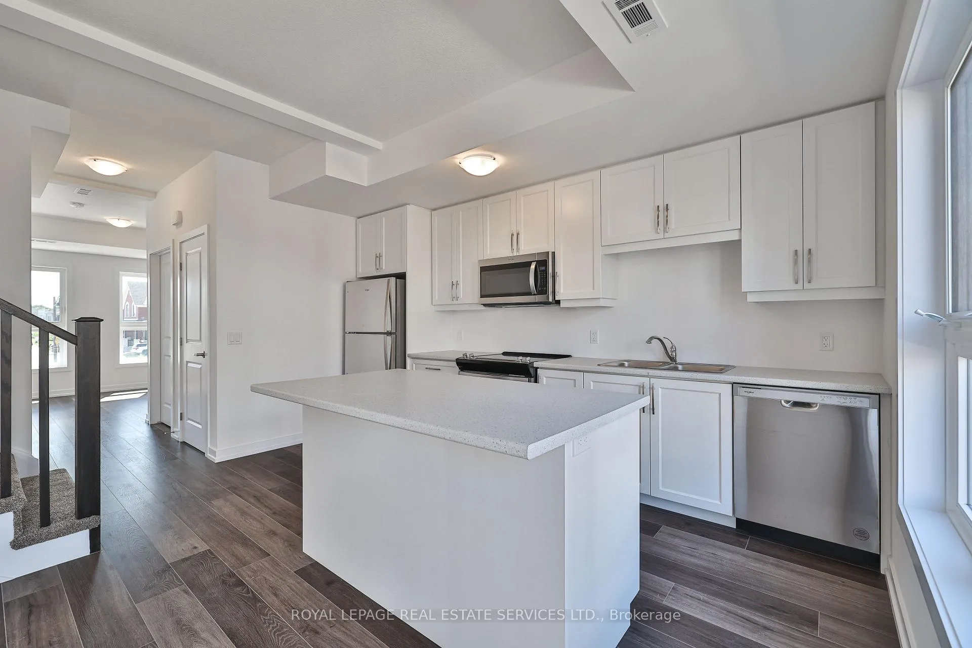 Photo 16 of Unit 14, 211 Burke Street, Hamilton, Waterdown — HOMEH