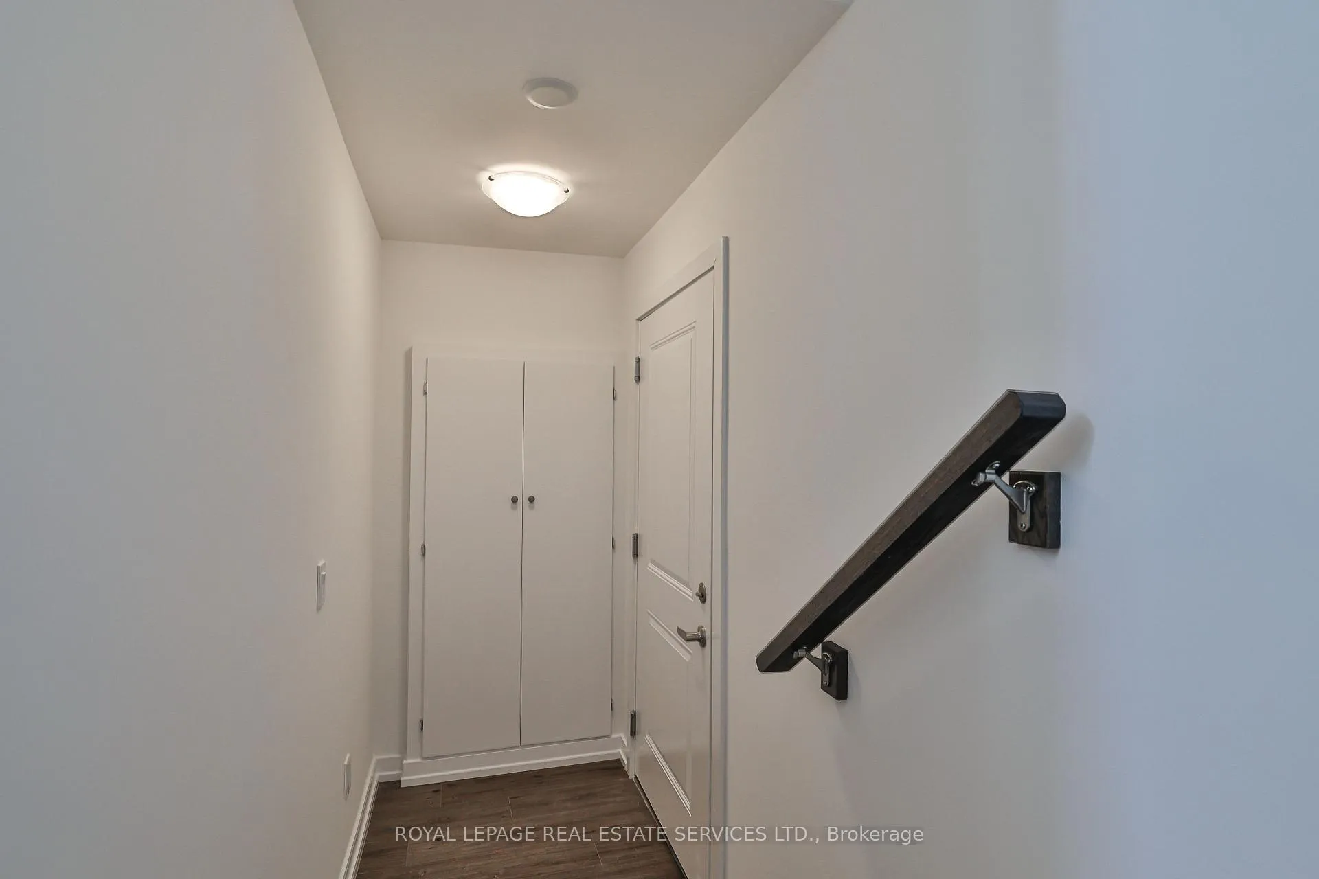 Photo 32 of Unit 14, 211 Burke Street, Hamilton, Waterdown — HOMEH