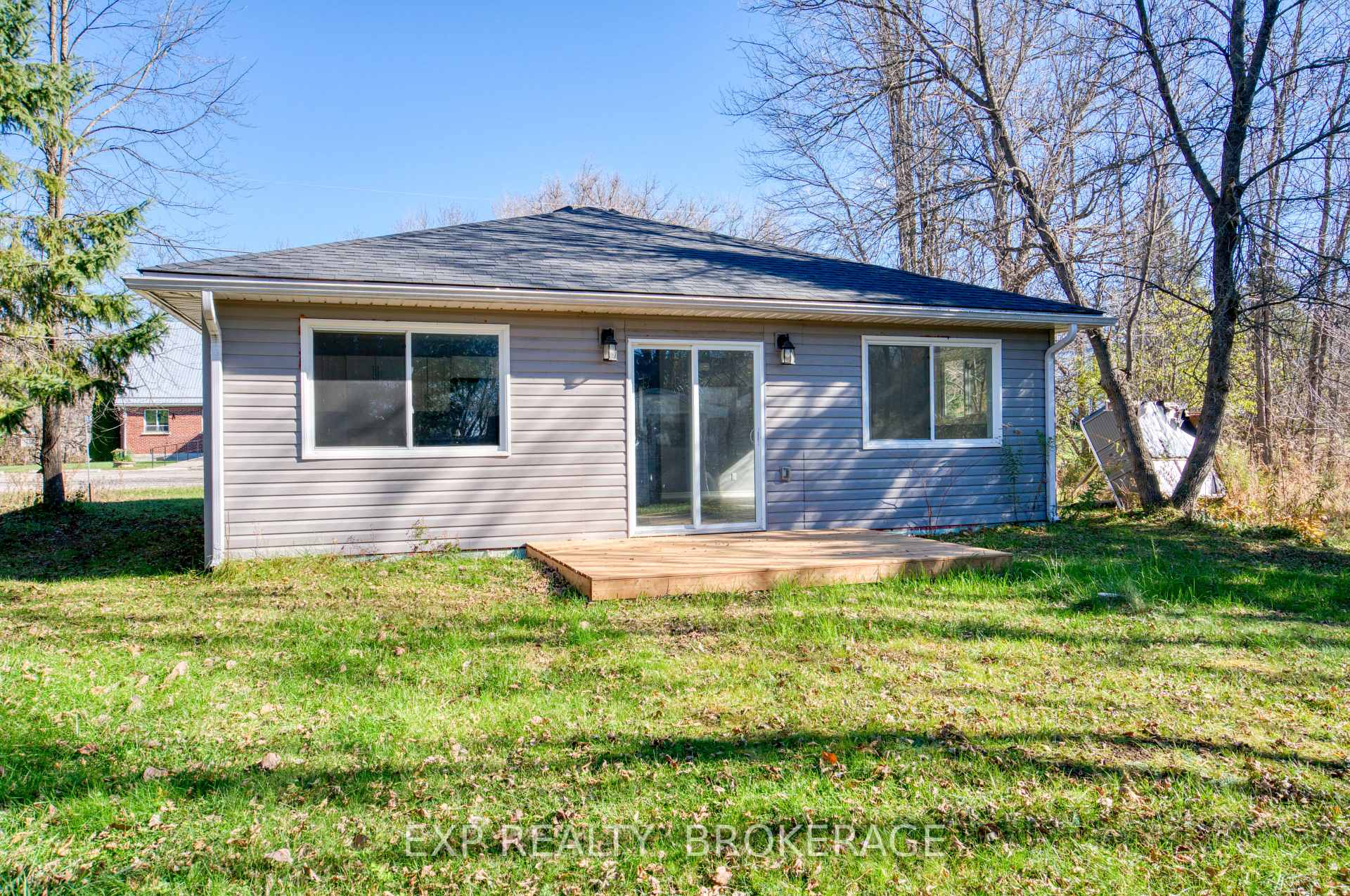 Photo 3 of 1075 Railway Street, Frontenac, Frontenac Centre — HOMEH