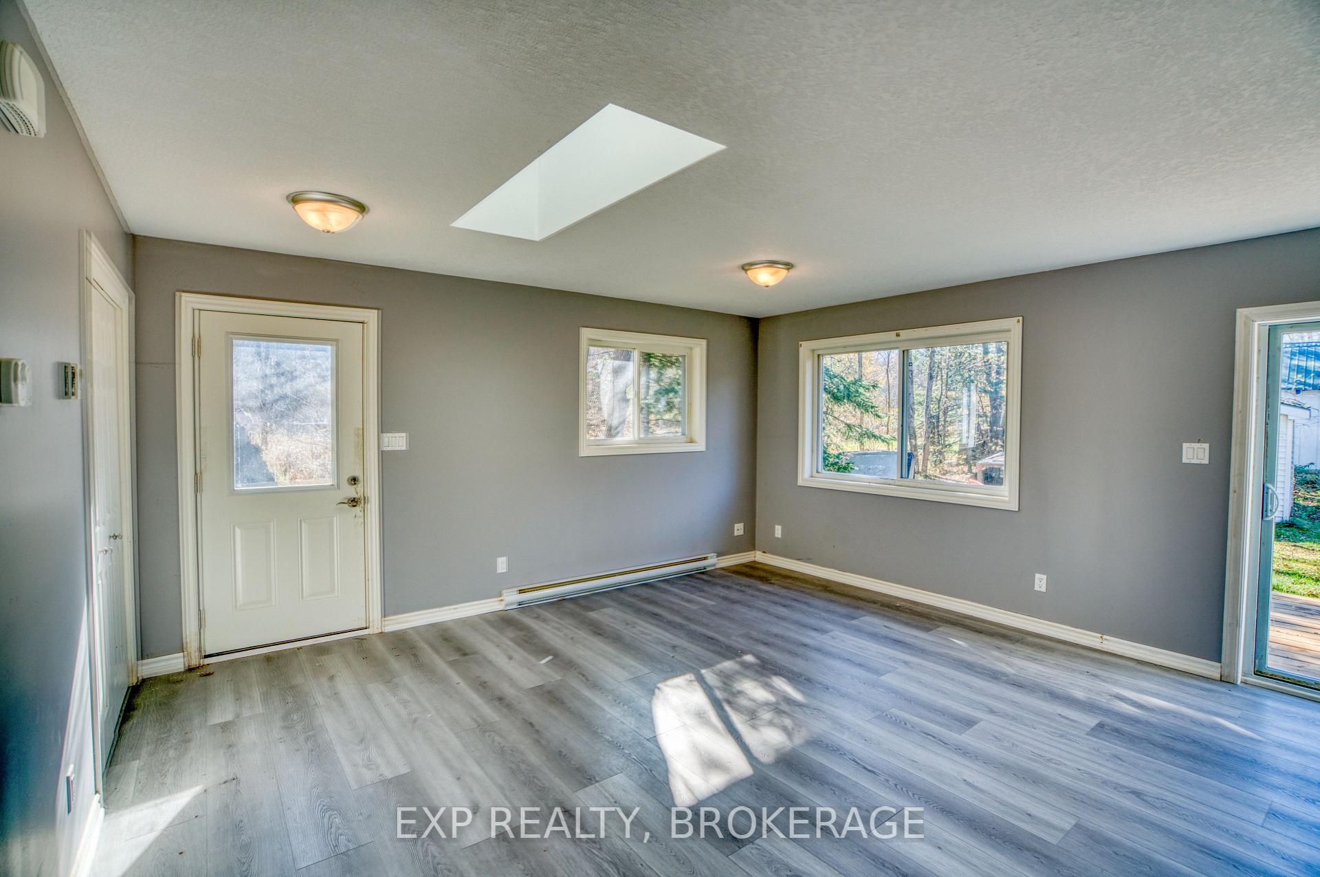 Photo 5 of 1075 Railway Street, Frontenac, Frontenac Centre — HOMEH