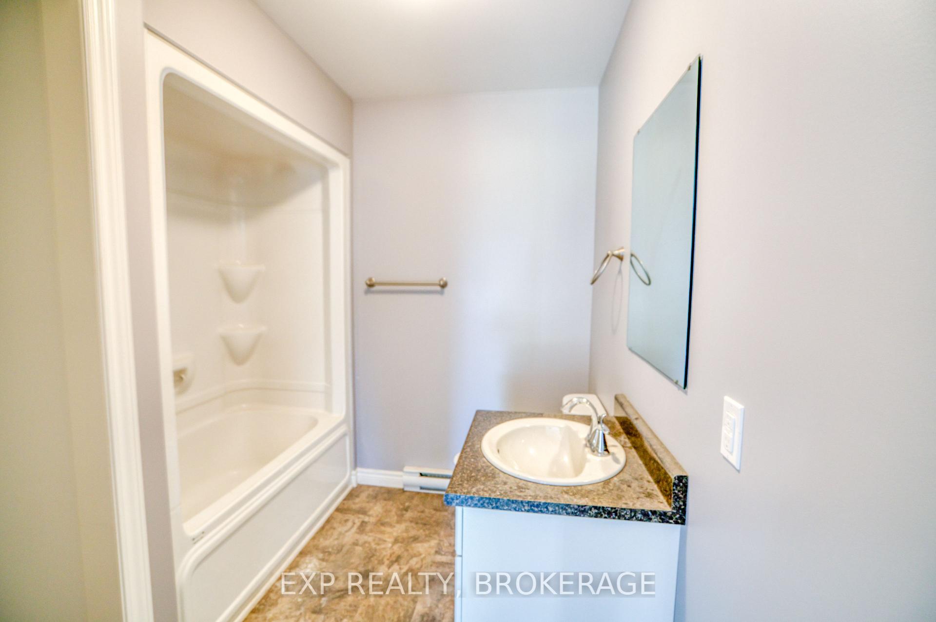 Photo 14 of 1075 Railway Street, Frontenac, Frontenac Centre — HOMEH