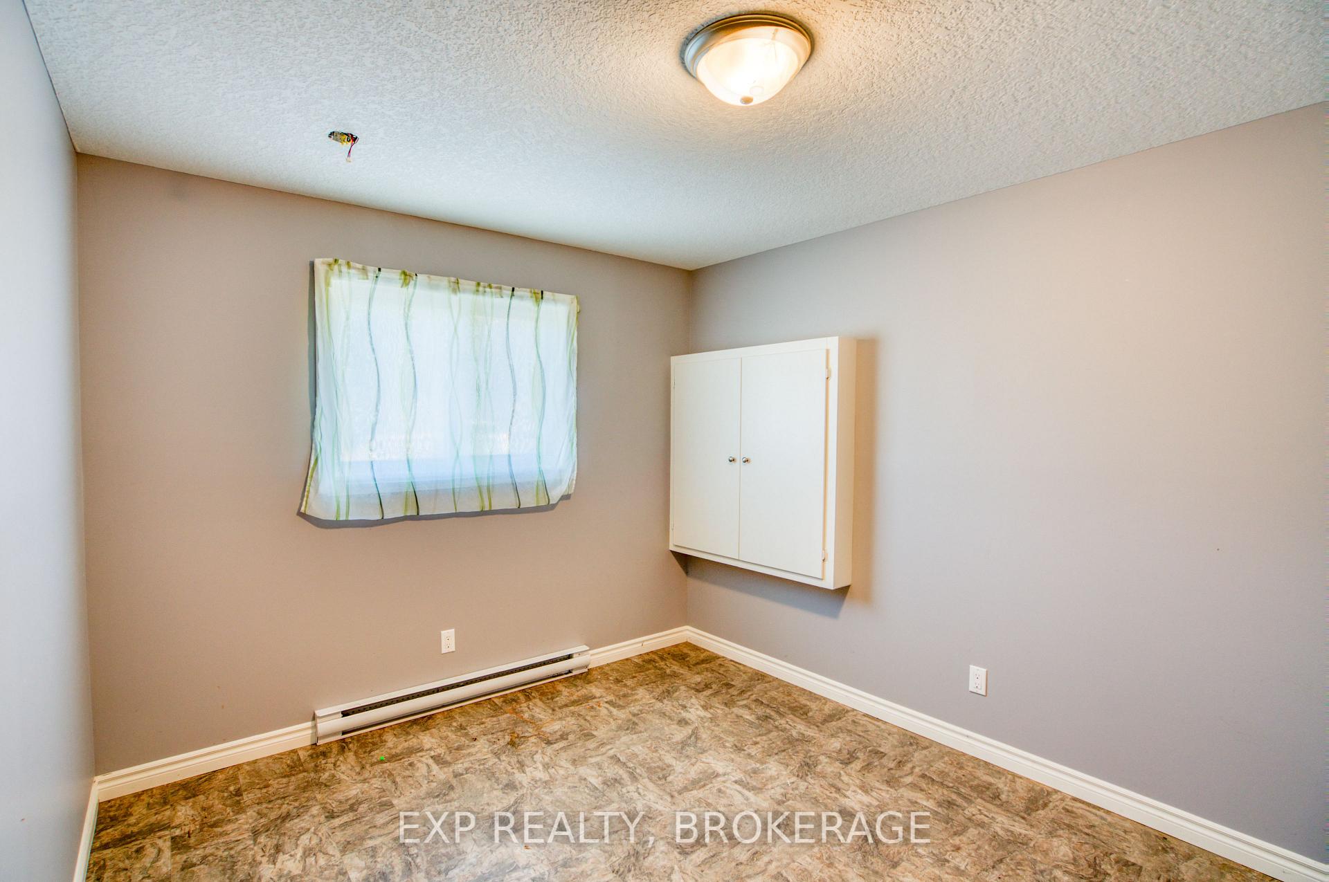 Photo 17 of 1075 Railway Street, Frontenac, Frontenac Centre — HOMEH