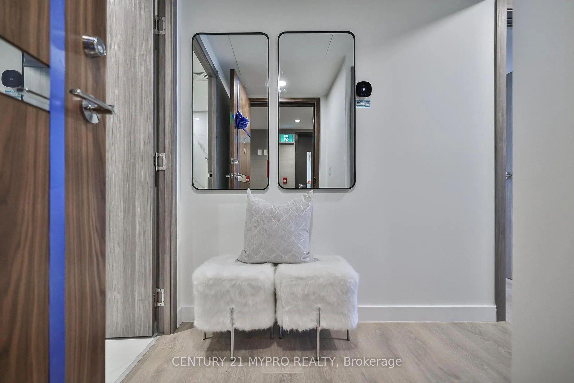 Photo 3 of Unit 4306, 38 Widmer Street, Toronto, Waterfront Communities — HOMEH