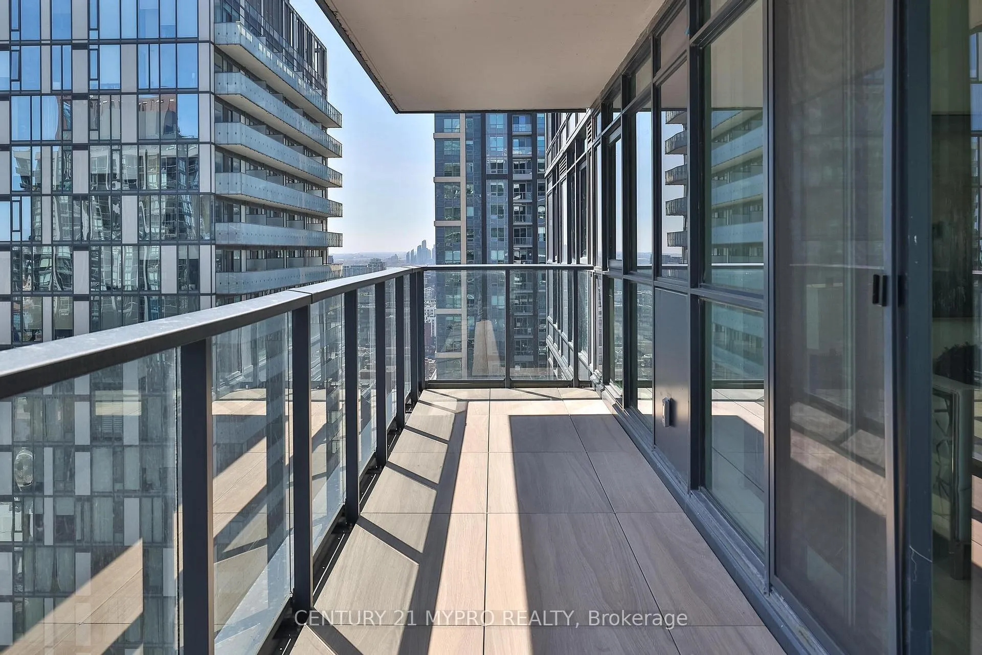 Photo 14 of Unit 4306, 38 Widmer Street, Toronto, Waterfront Communities — HOMEH