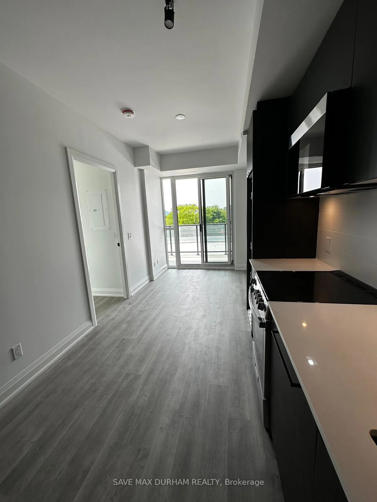 Photo 2 of Unit 616, 2369 Danforth Avenue, Toronto, East End-Danforth — HOMEH